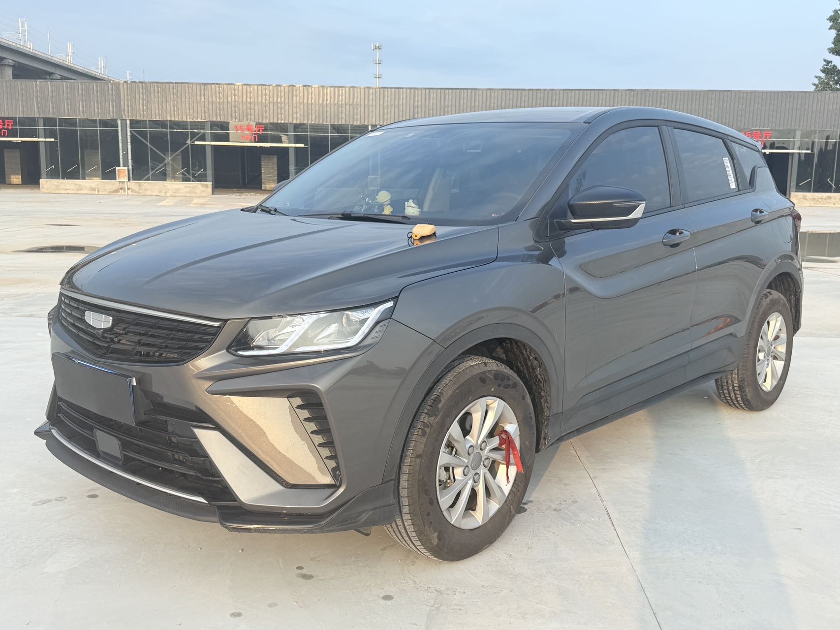GEELY Coolray 2025 صورة سيارة #2