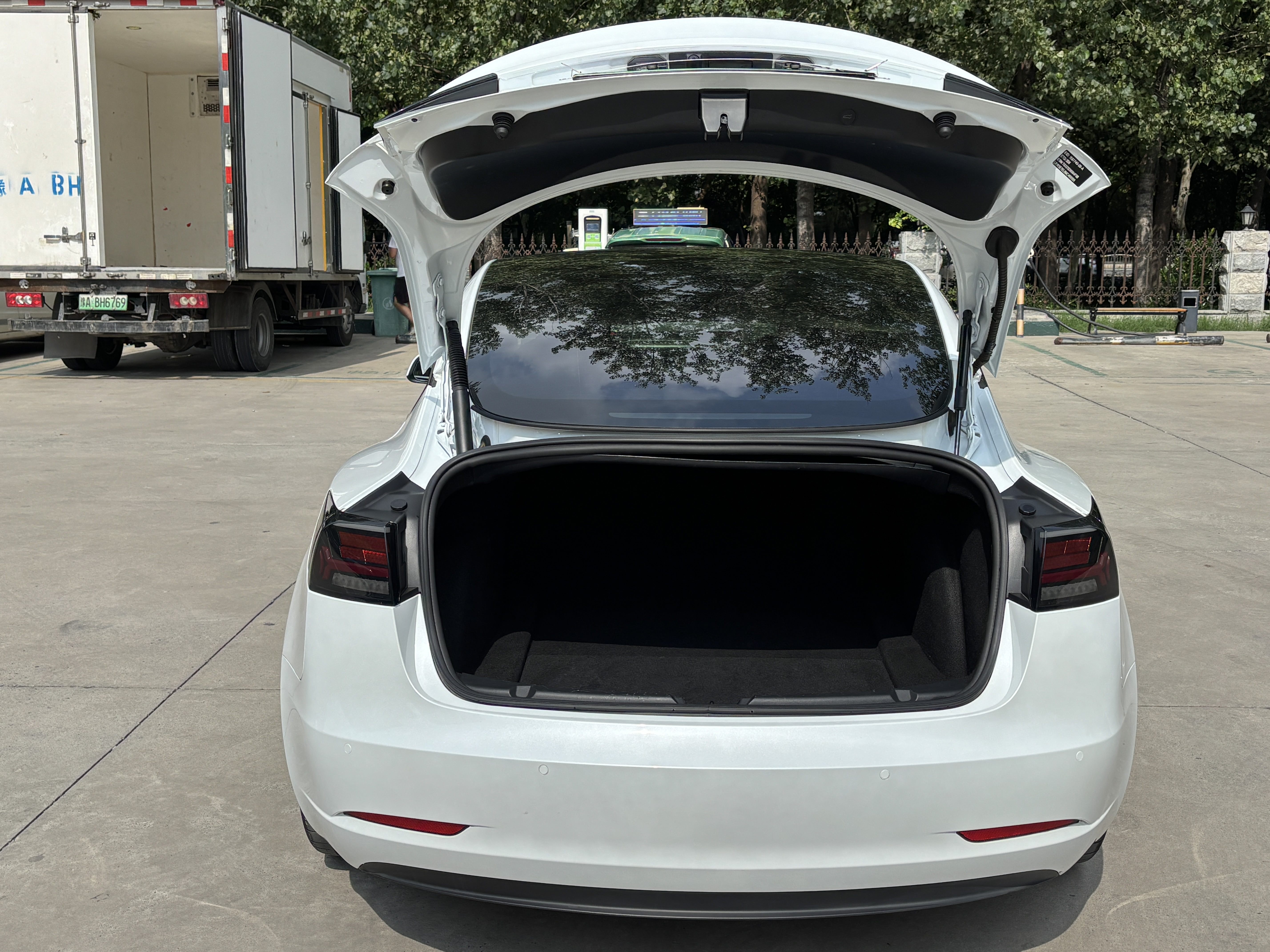 Tesla Model 3 2022 #5 Tesla Model 3 2022 car image #5