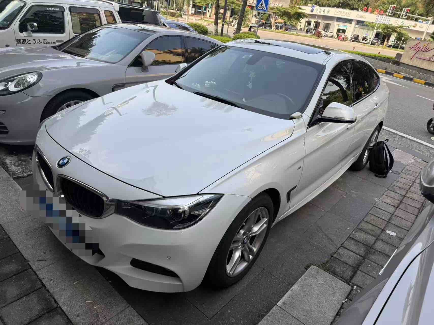 BMW 3 Series GT 2021 immagine di auto #2