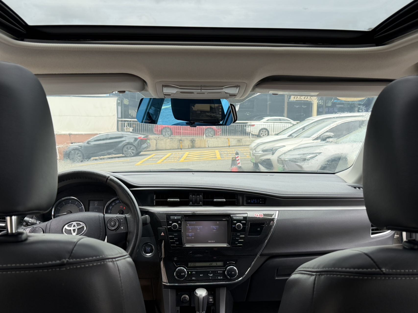 Toyota Corolla 2014 immagine di auto #10