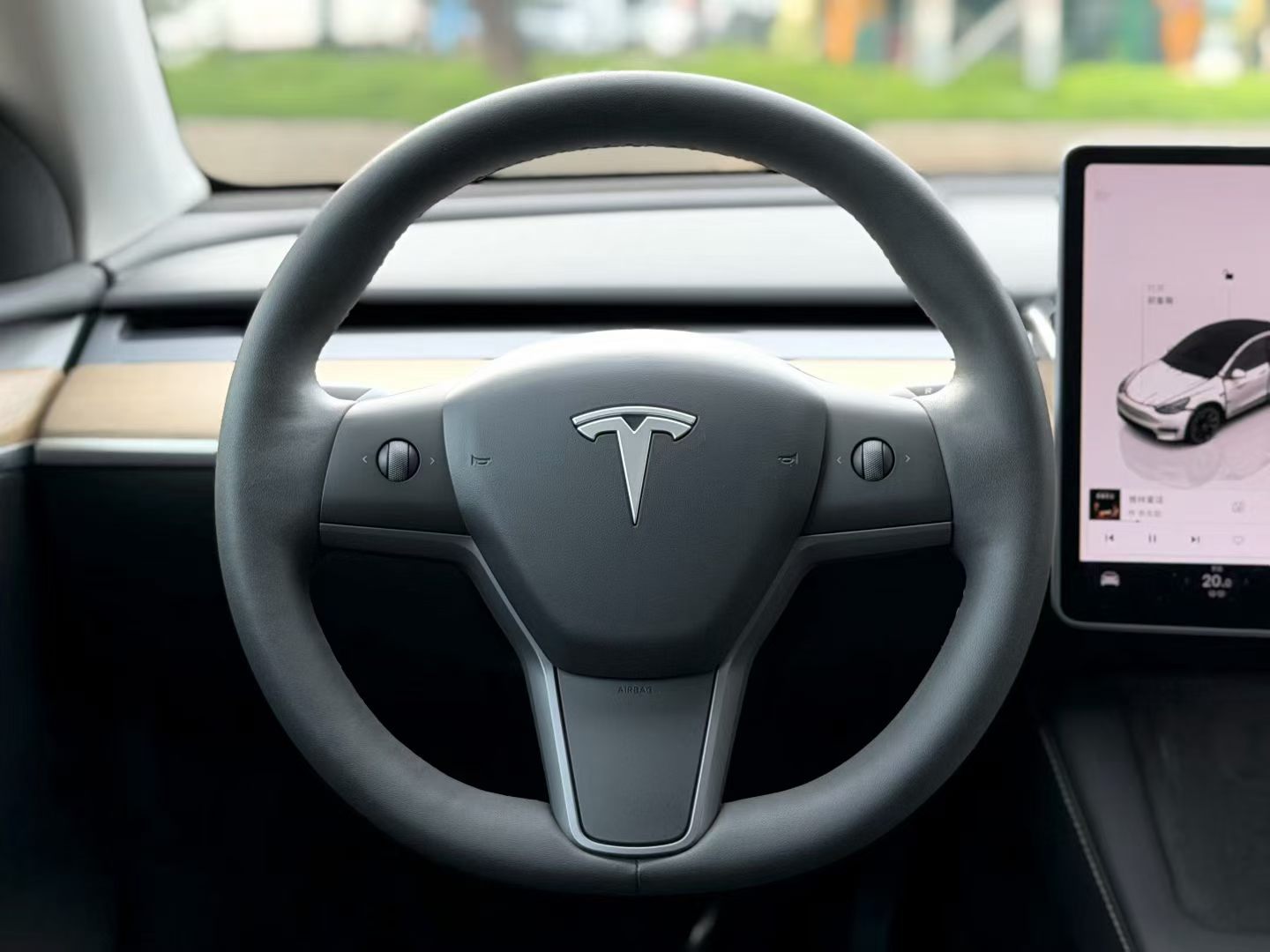 Tesla Model Y 2022 #11 Tesla Model Y 2022 car image #11