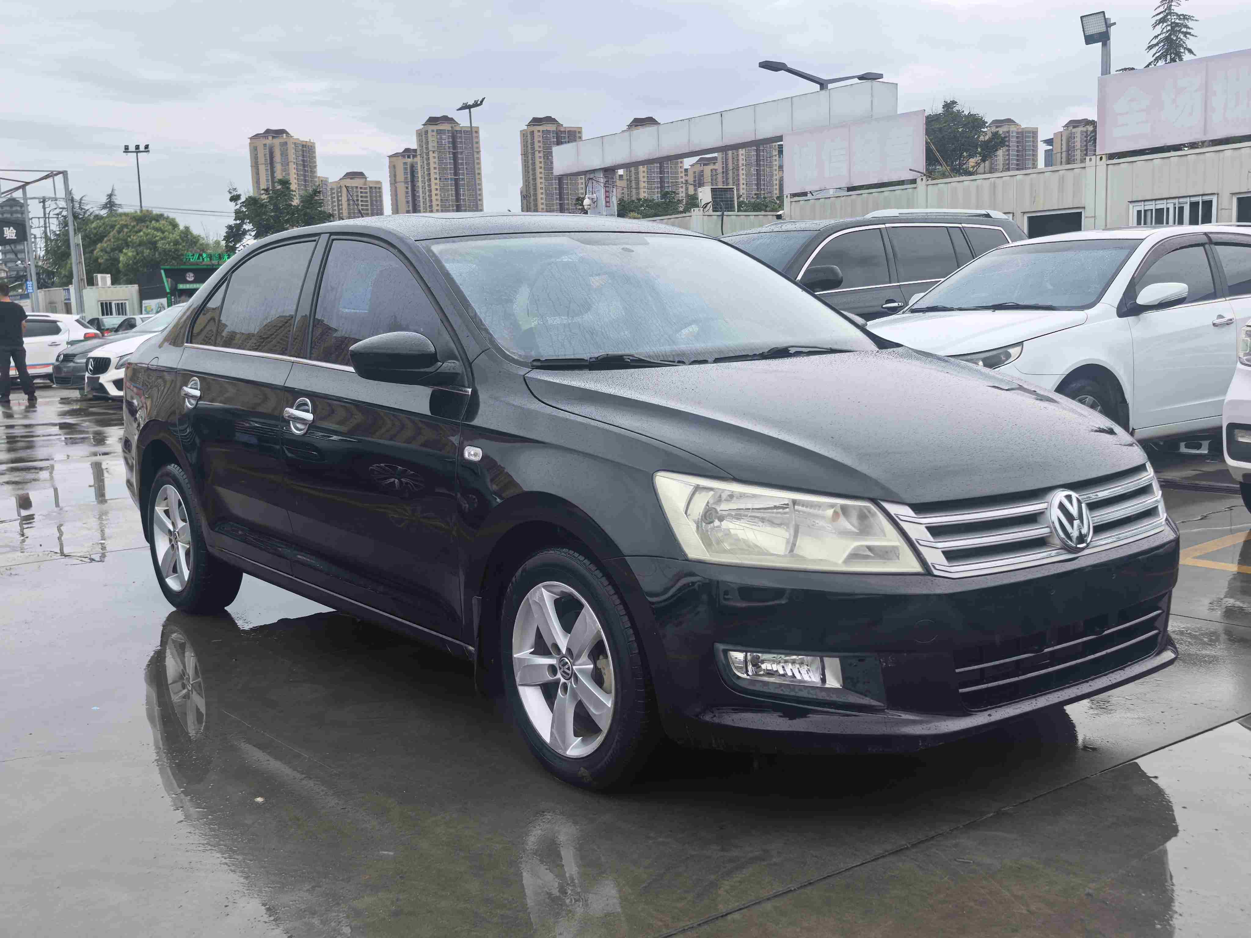 Volkswagen Santana 2014 car image #5