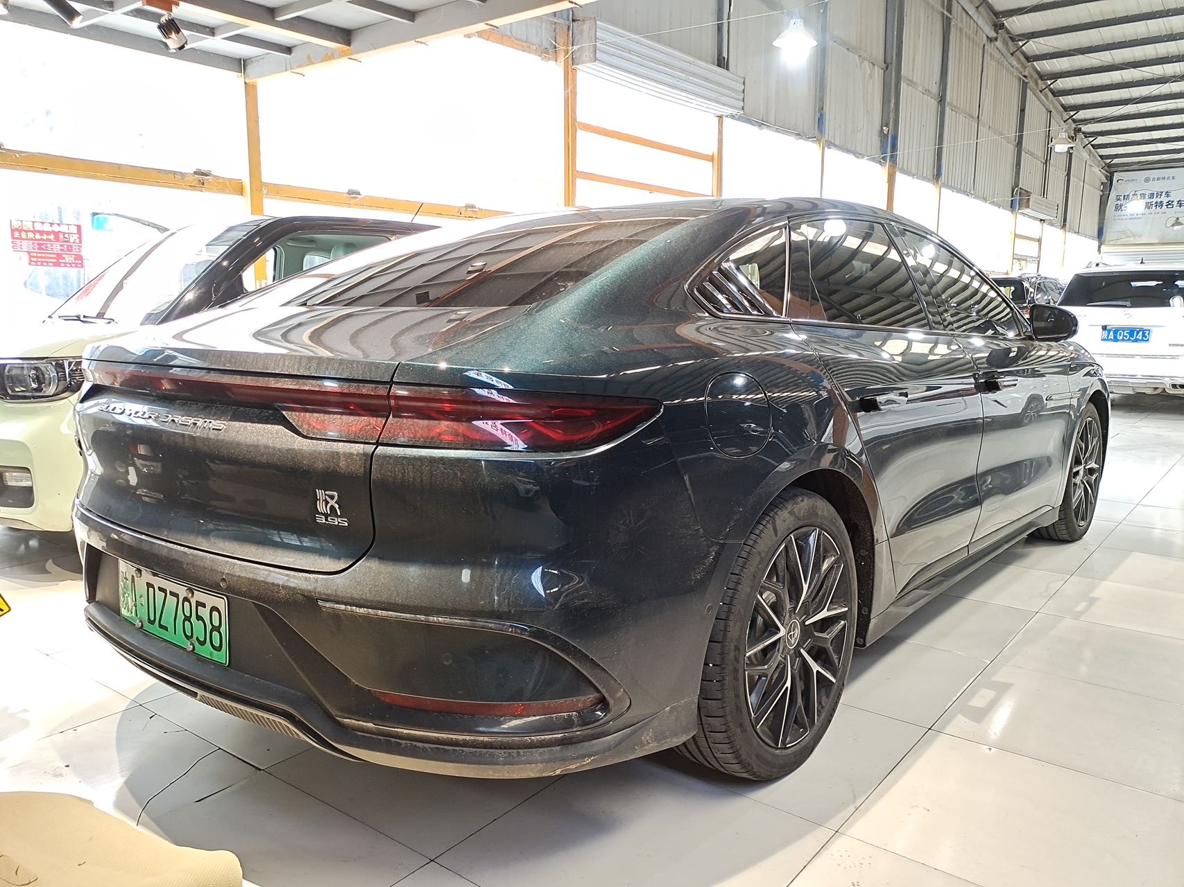 BYD Han 2022 #7 BYD Han 2022 car image #7
