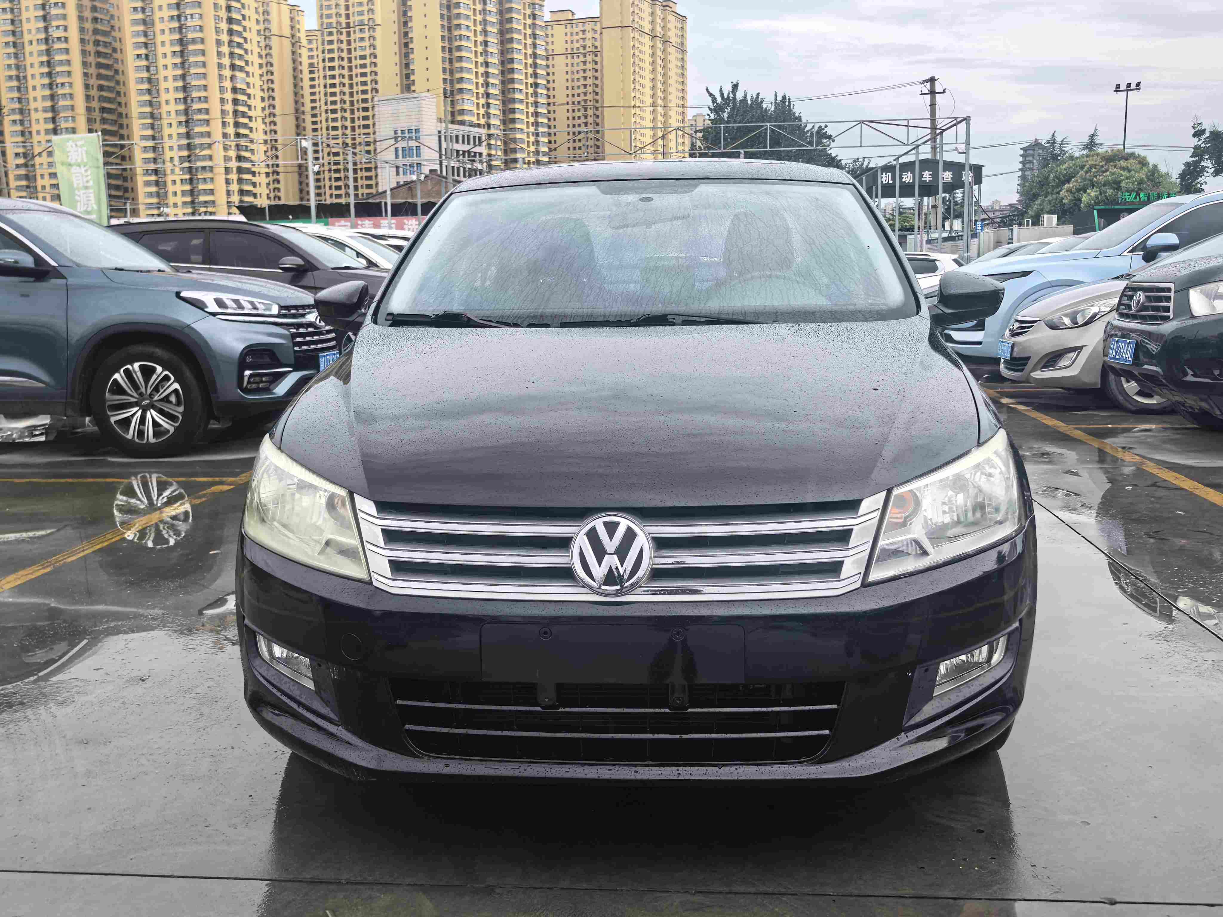 Volkswagen Santana 2014 car image #4