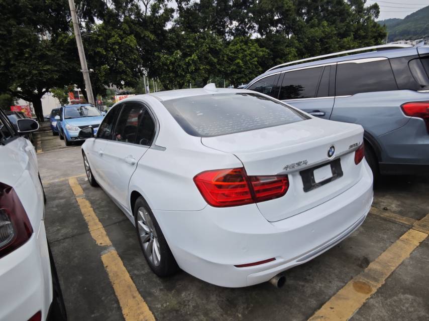 BMW 3 Series 2013 #8 BMW 3 Series 2013 car image #8