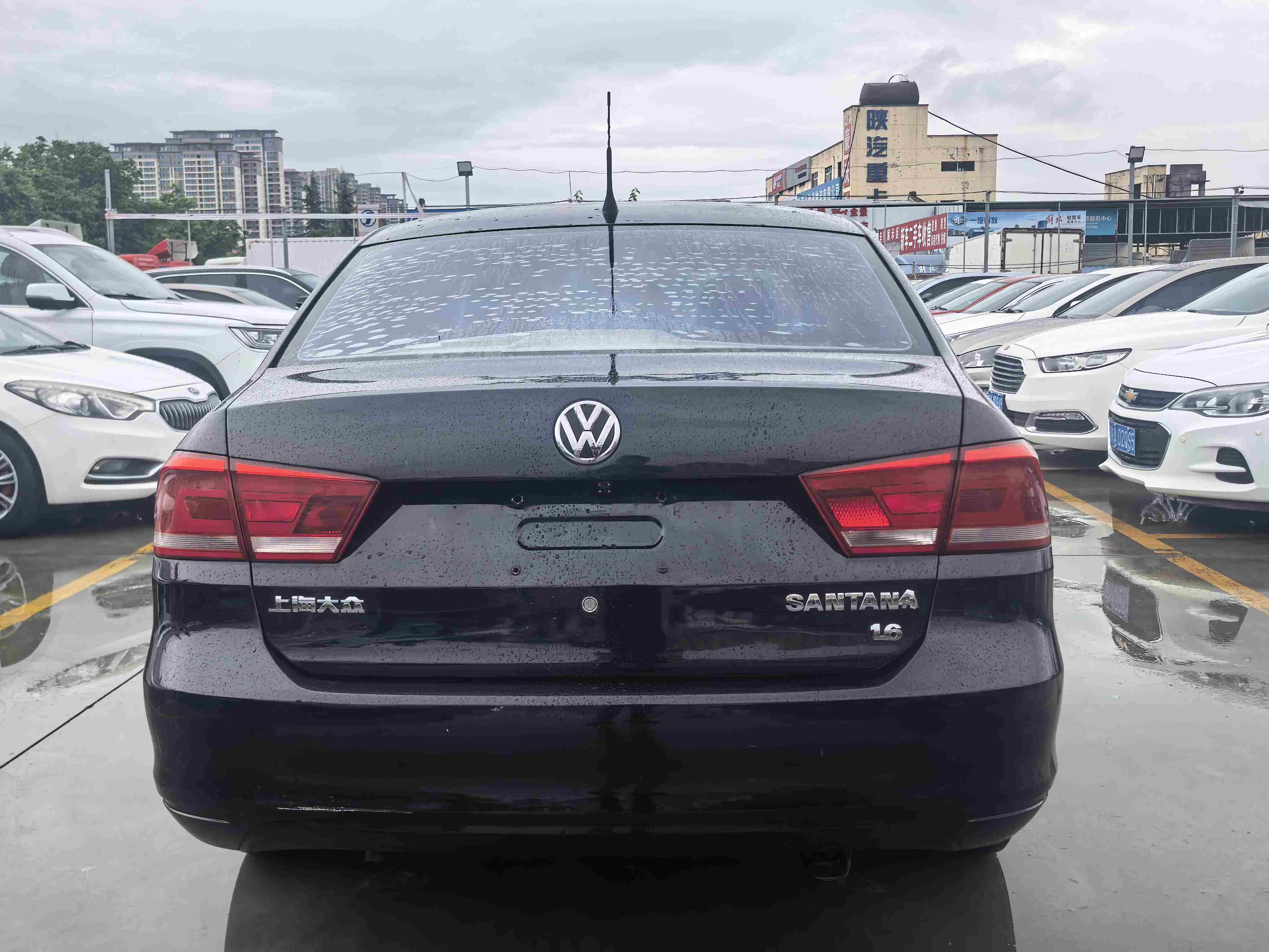 Volkswagen Santana 2014 car image #10