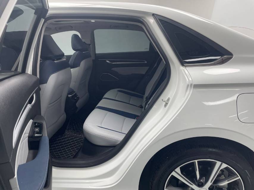 GEELY Emgrand 2022 #10 GEELY Emgrand 2022 car image #10