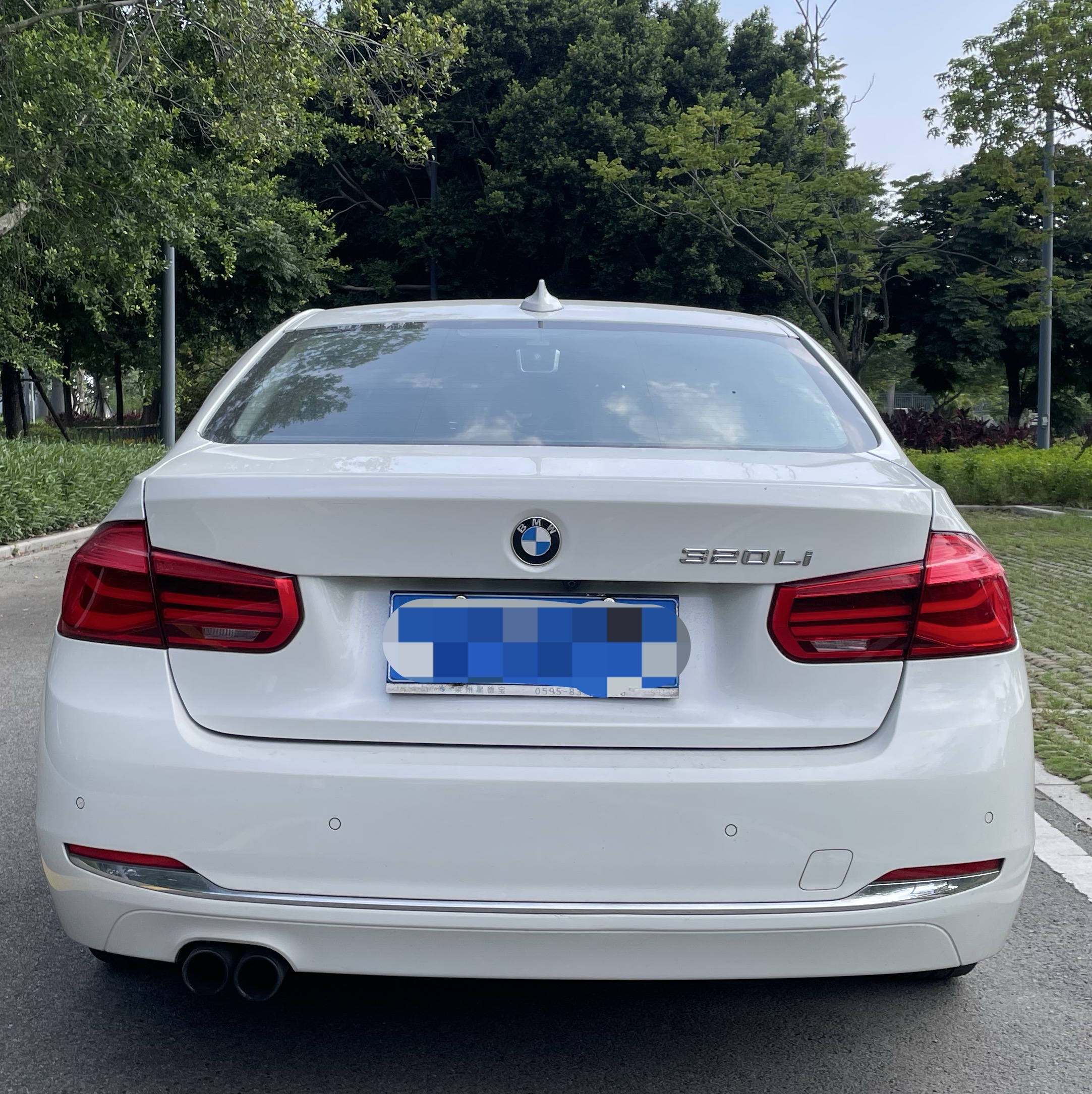 BMW 3 Series 2017 #10 BMW 3 Series 2017 car image #10
