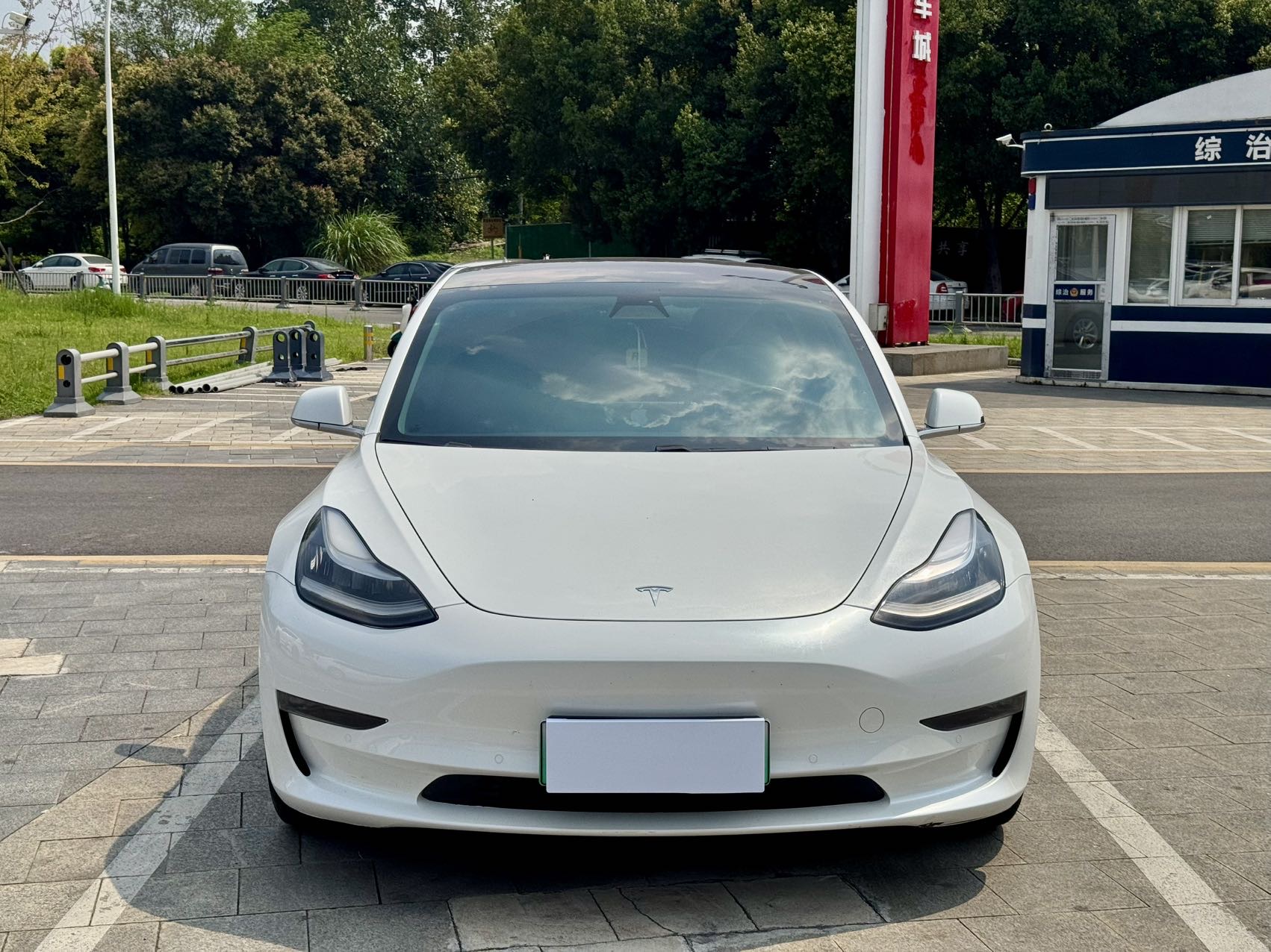 Tesla Model 3 (Imported) 2019 #4 Tesla Model 3 (Imported) 2019 car image #4