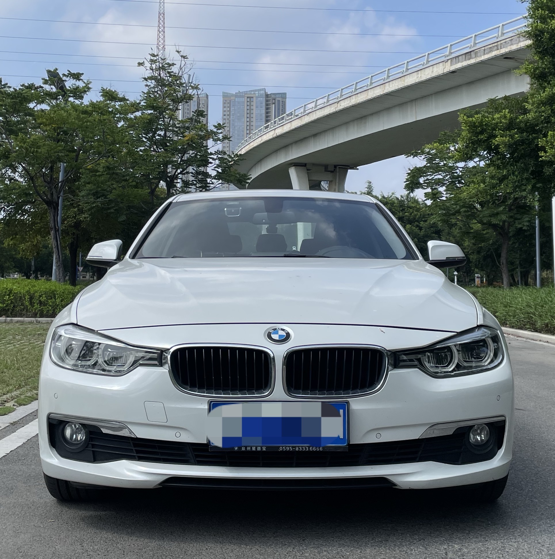 BMW 3 Series 2017 #4 BMW 3 Series 2017 car image #4
