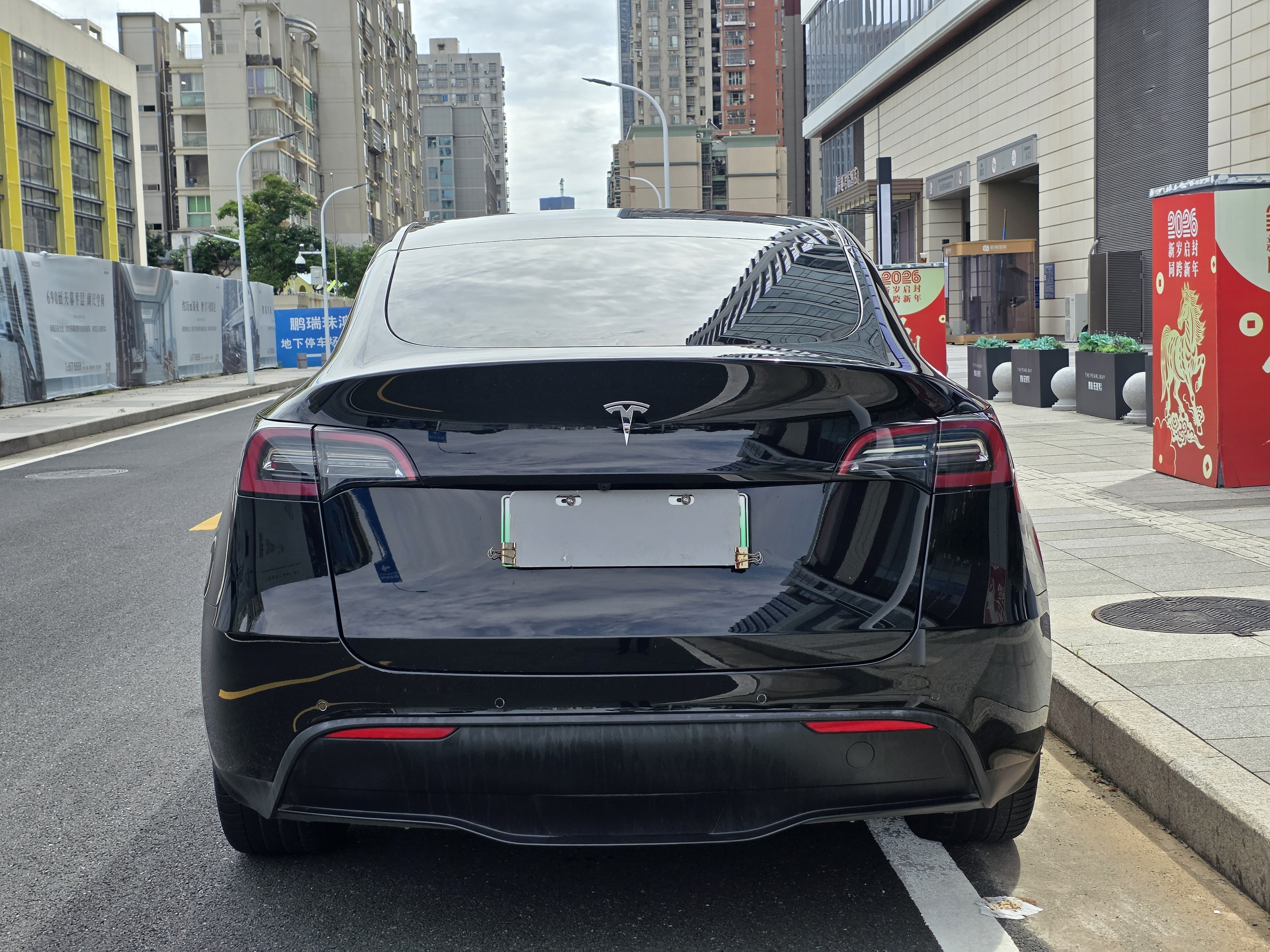 Tesla Model Y 2023 #7 Tesla Model Y 2023 car image #7