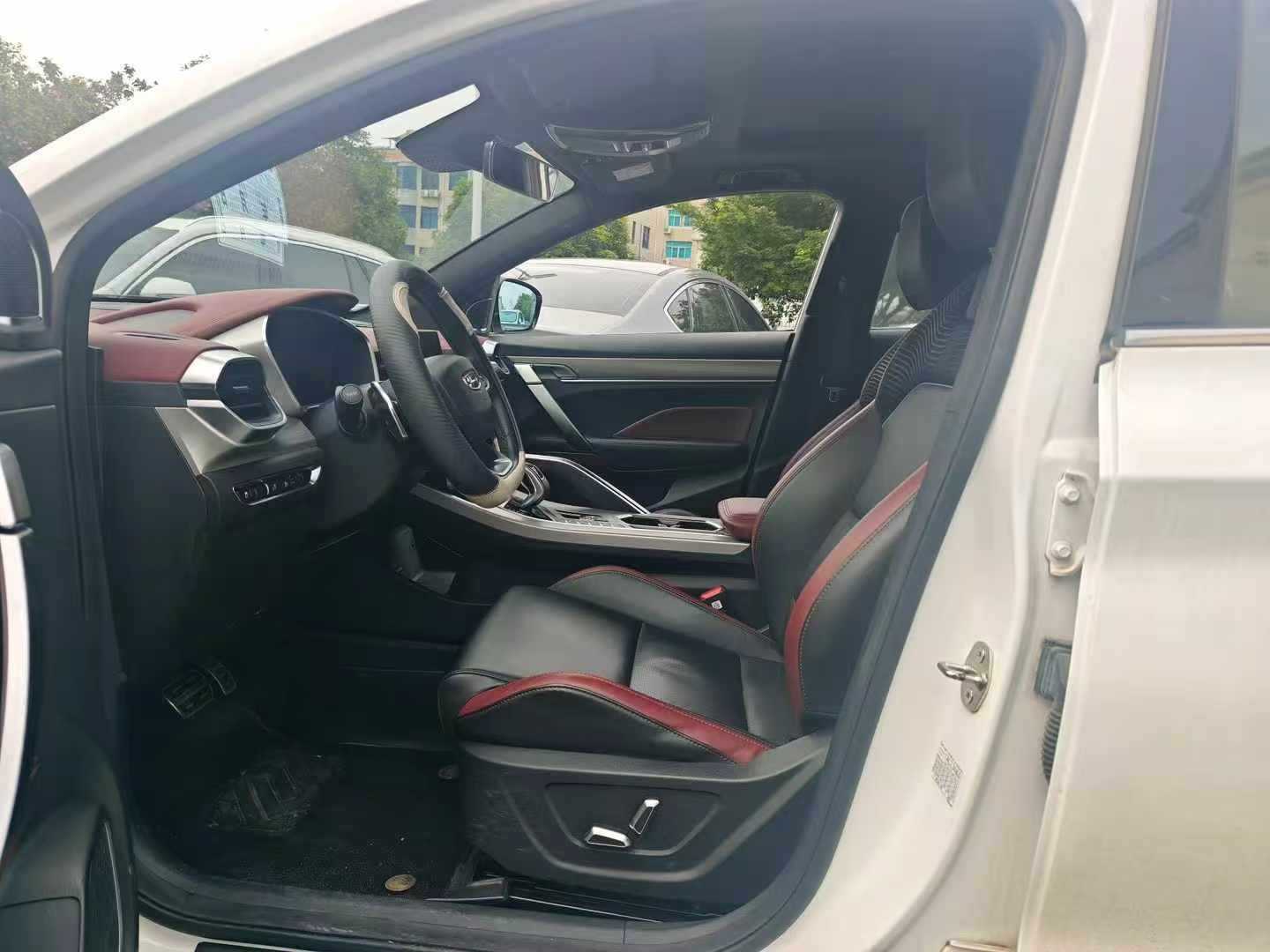 GEELY Coolray 2020 immagine di auto #4