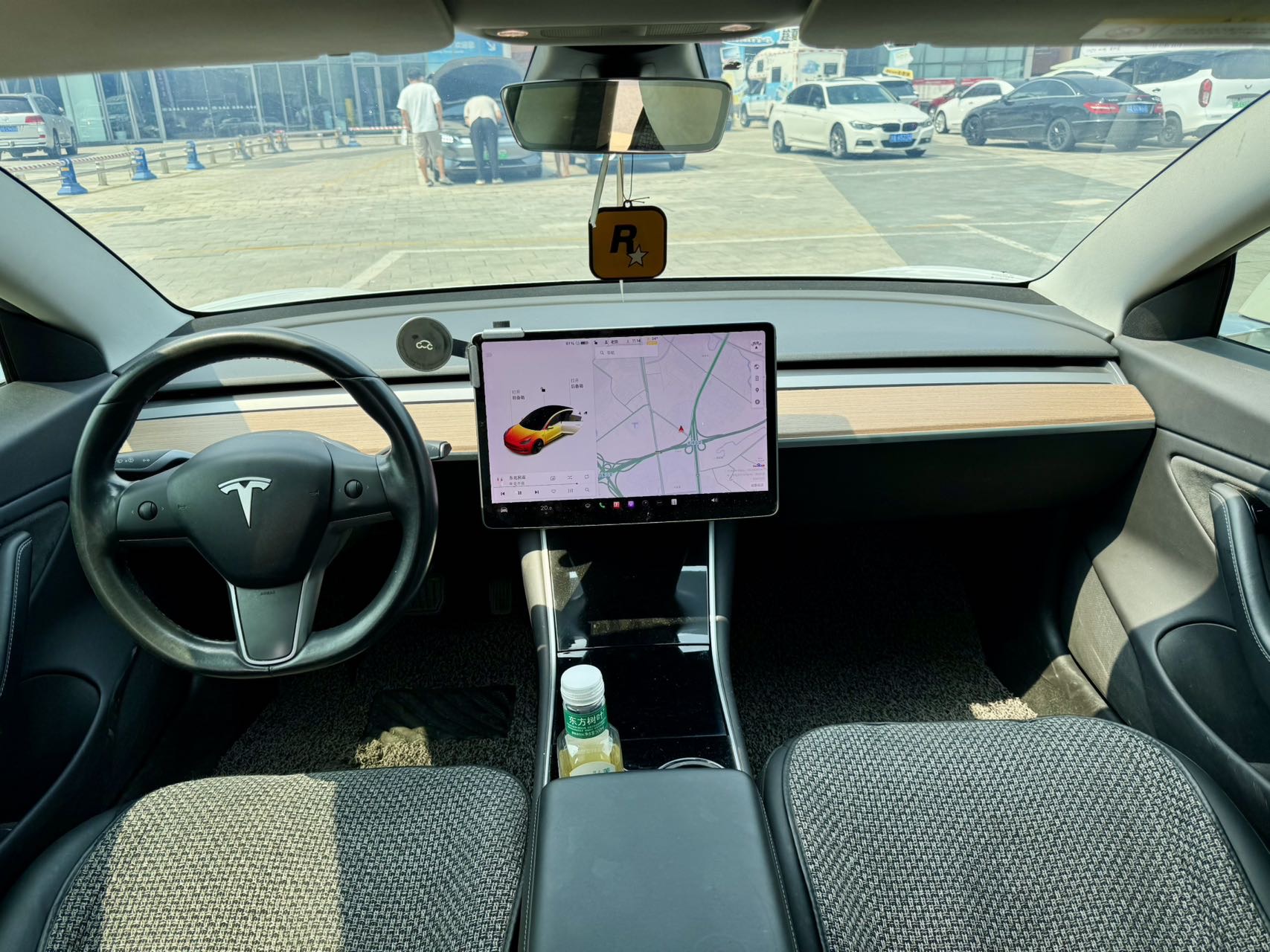 Tesla Model 3 (Imported) 2019 #9 Tesla Model 3 (Imported) 2019 car image #9