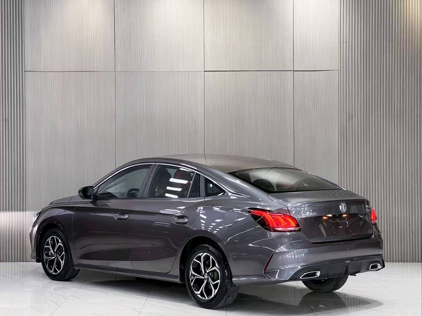 MG 5 2022 car image #8