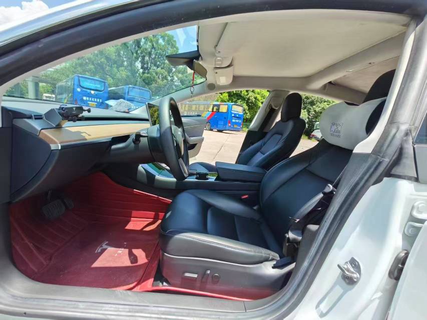 Tesla Model 3 2020 car image #7