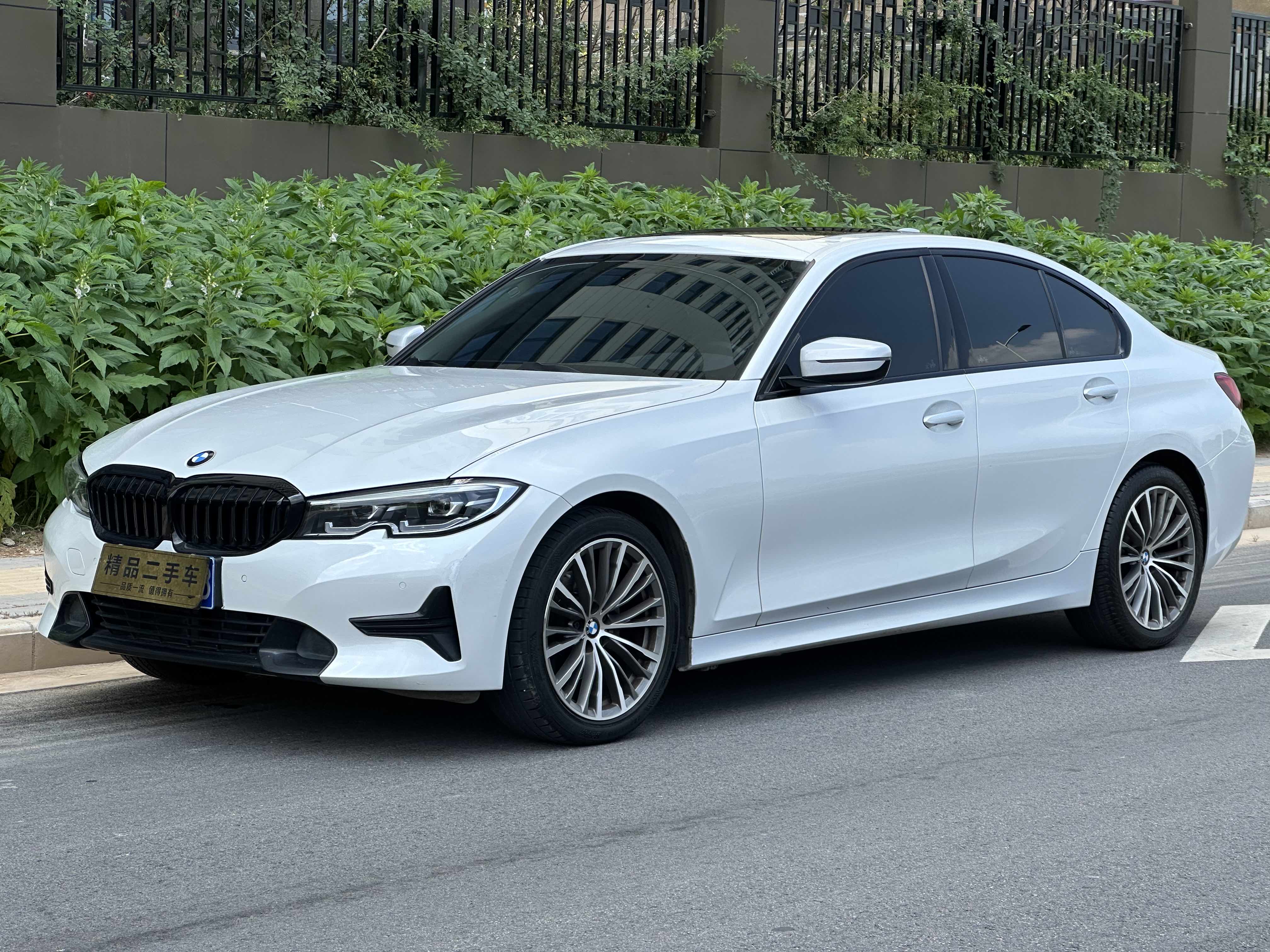 BMW 3 Series 2021 car image #2