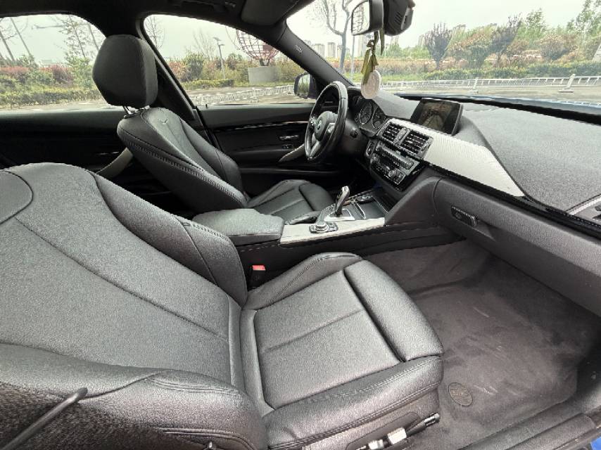 BMW 3 Series GT 2017 #10 BMW 3 Series GT 2017 car image #10