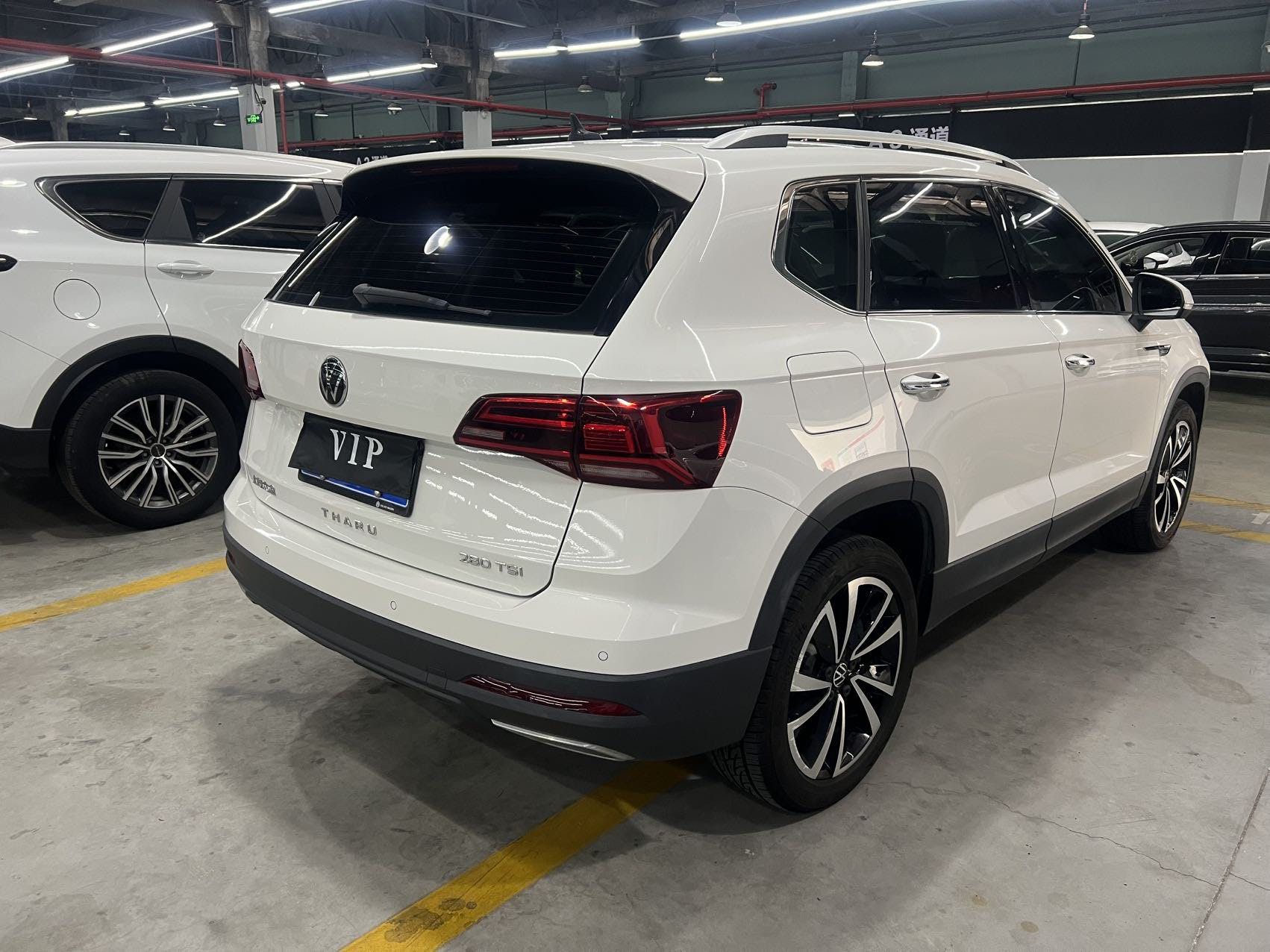 Volkswagen Tharu 2023 car image #11