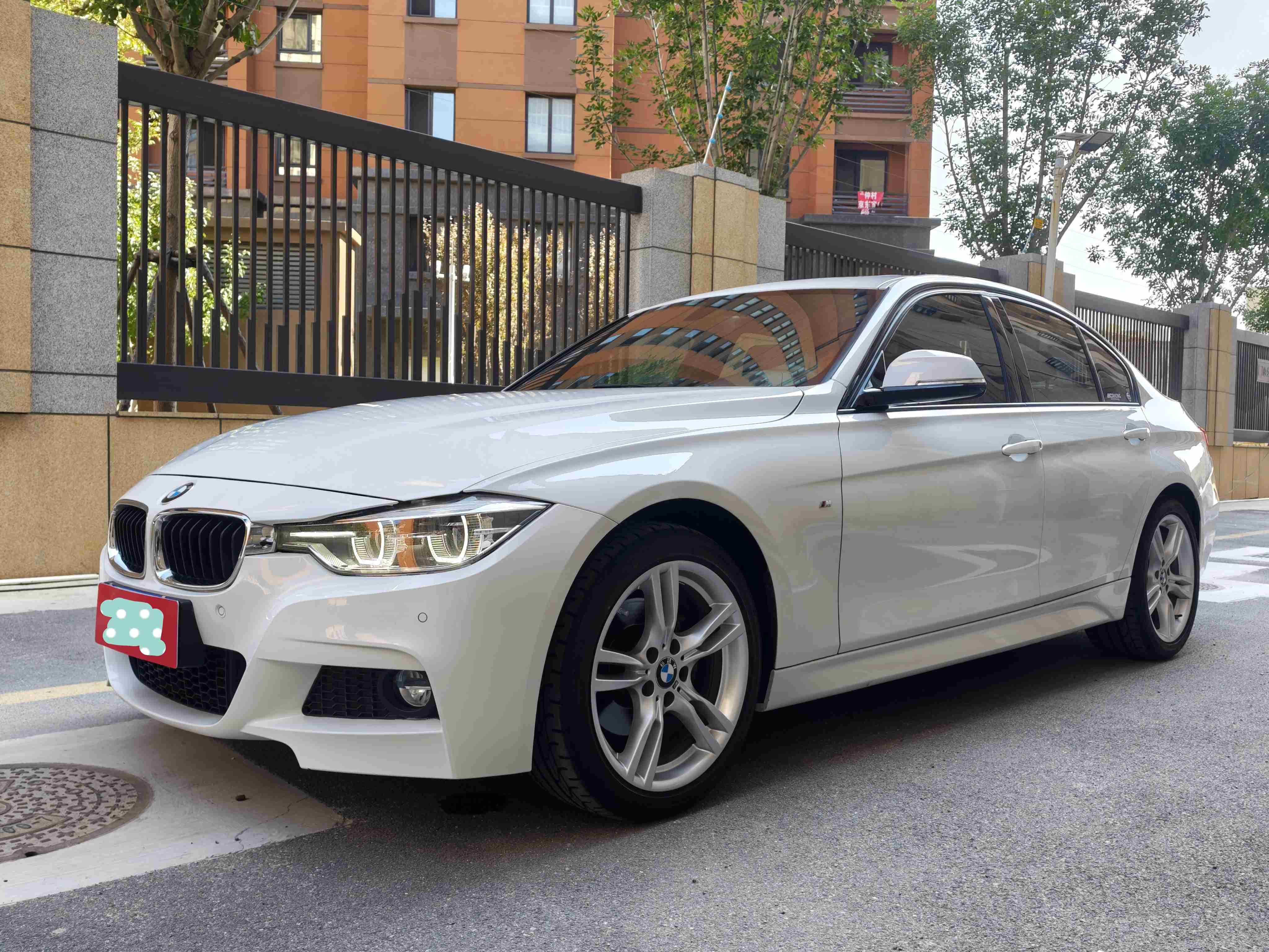 BMW 3 Series 2017 car image #2