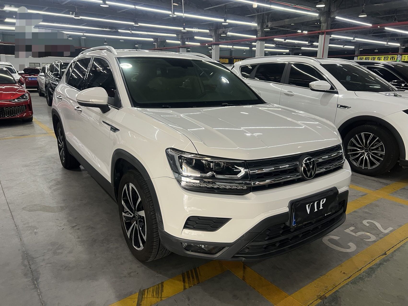 Volkswagen Tharu 2023 car image #5
