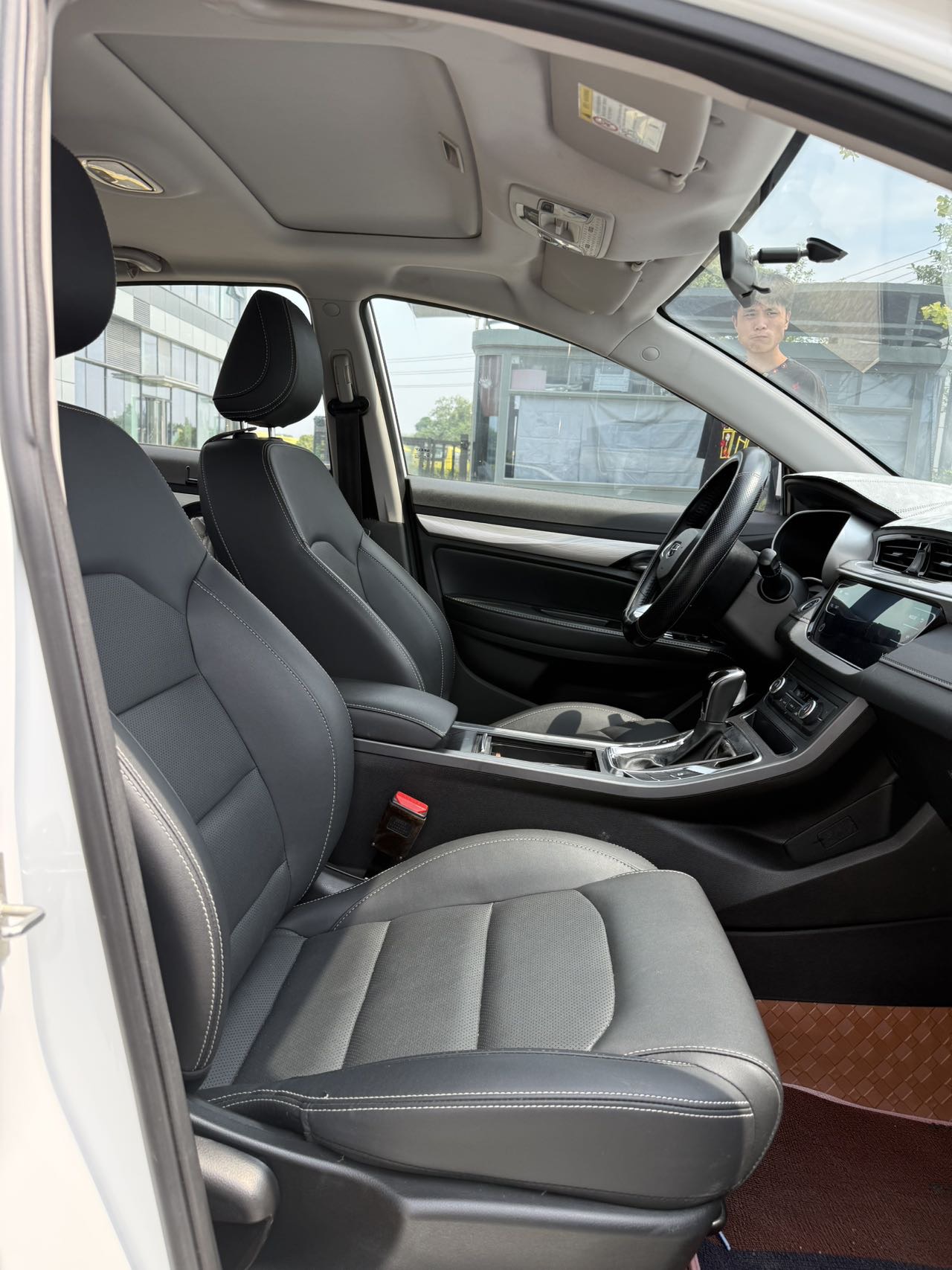 GEELY Emgrand 2020 car image #10