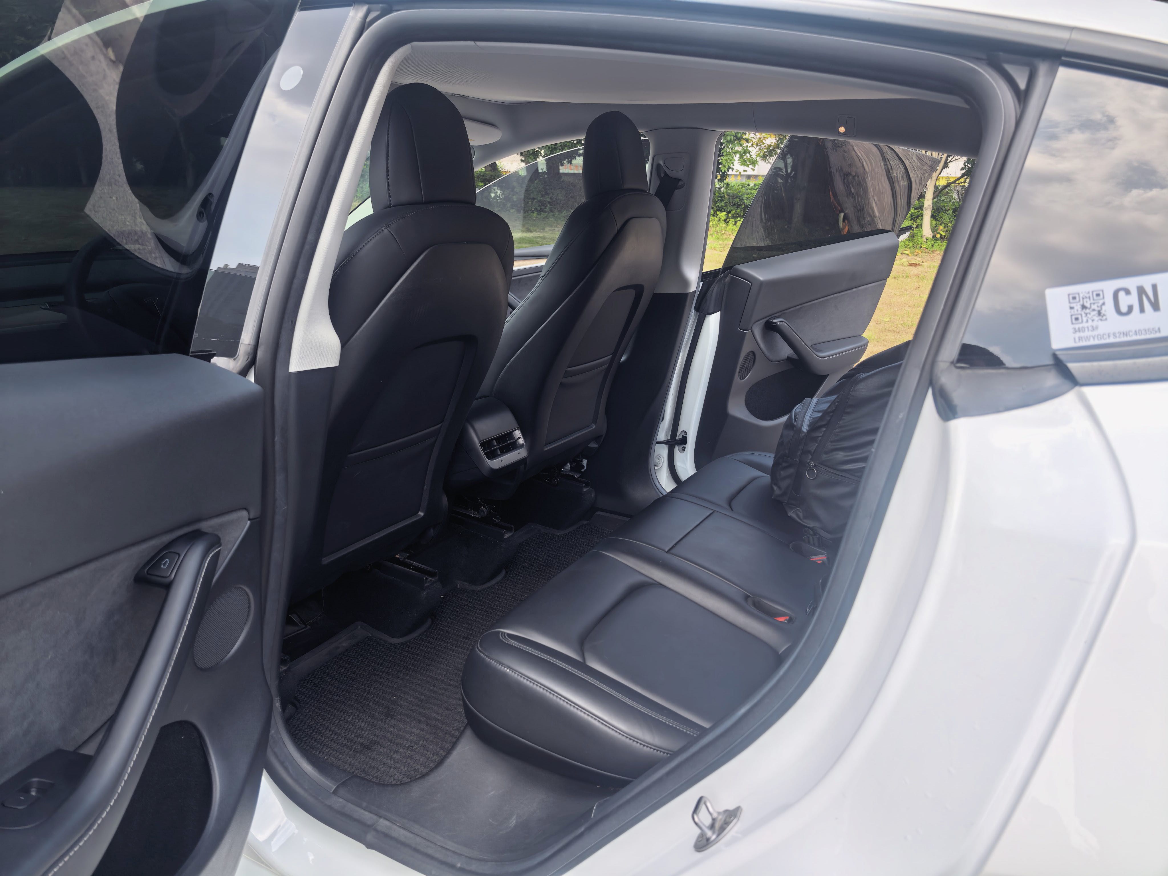 Tesla Model Y 2022 car image #7