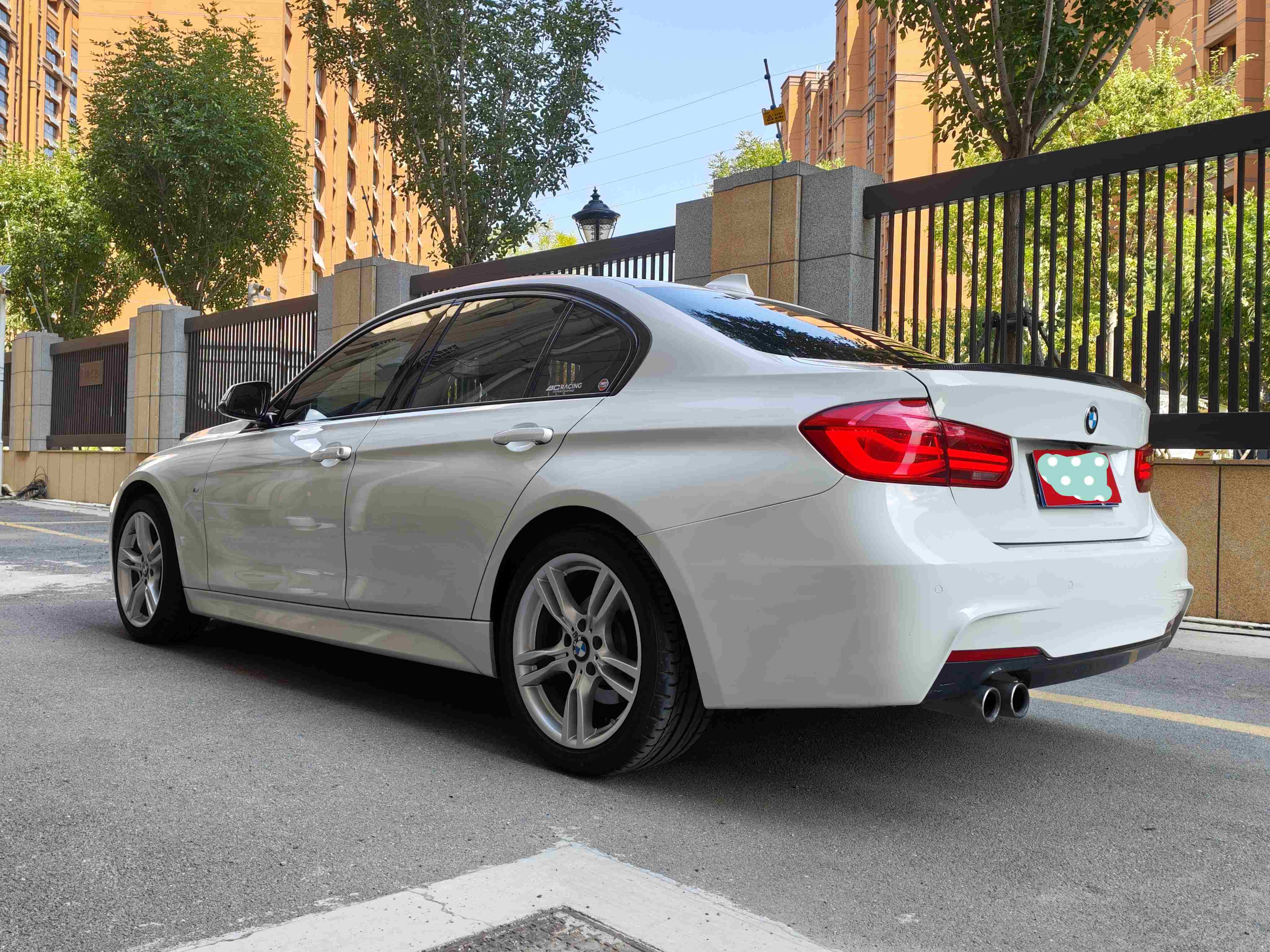 BMW 3 Series 2017 car image #11
