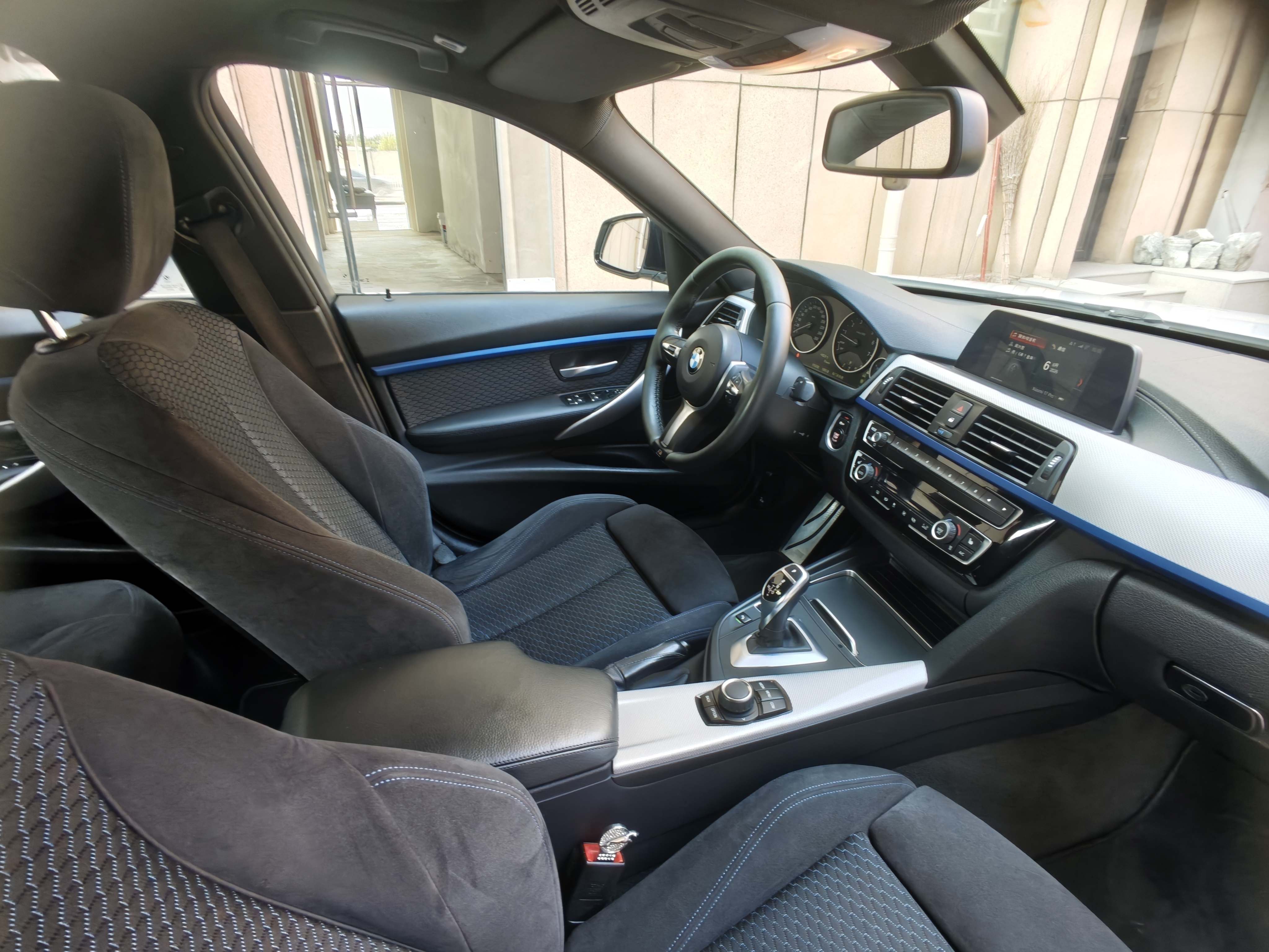 BMW 3 Series 2017 car image #8