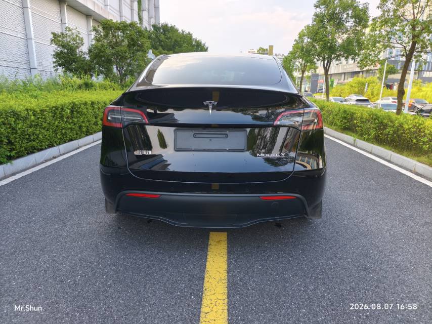 Tesla Model Y 2023 #7 Tesla Model Y 2023 immagine di auto #7