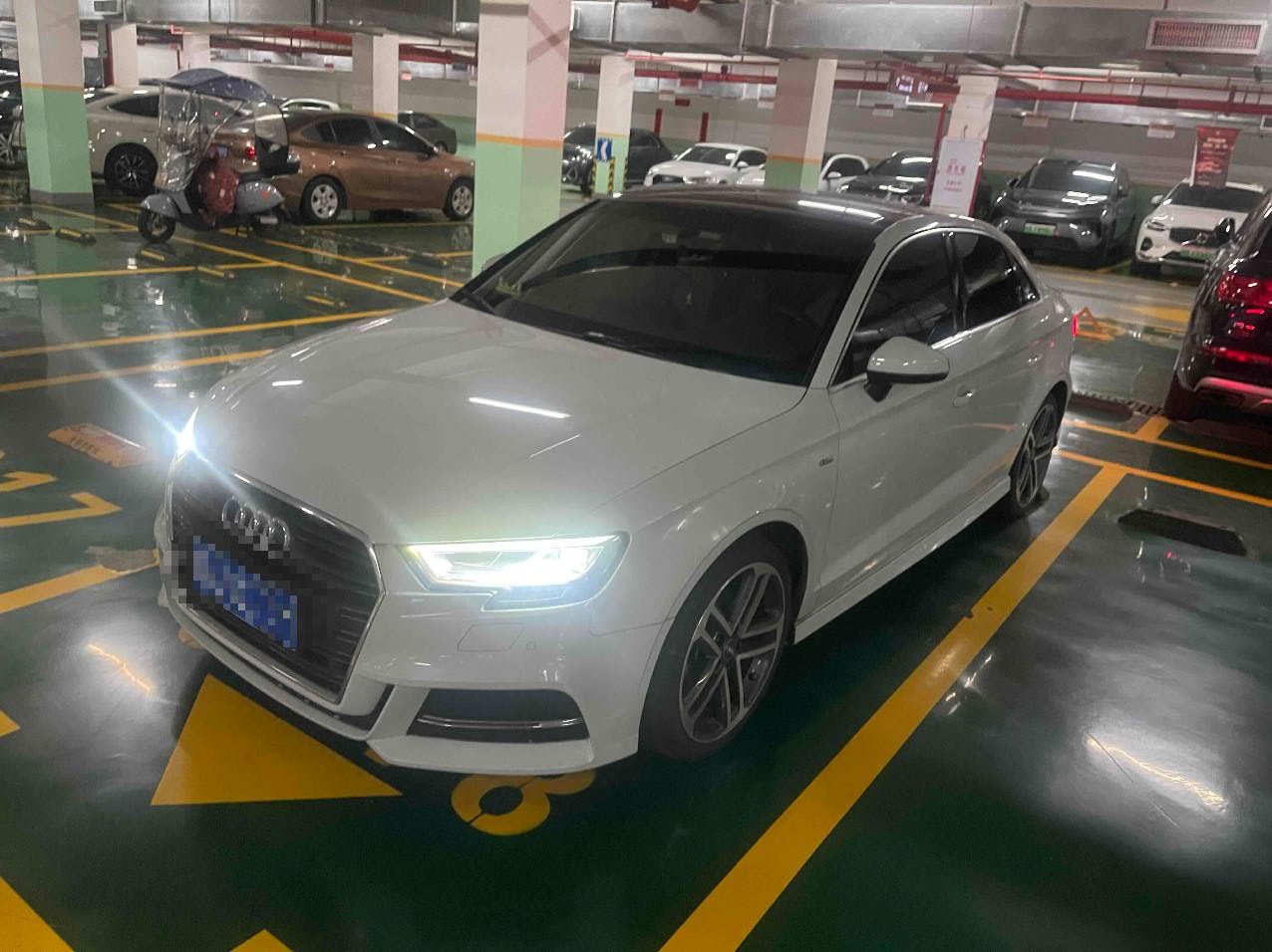 Audi A3 2017 car image #2
