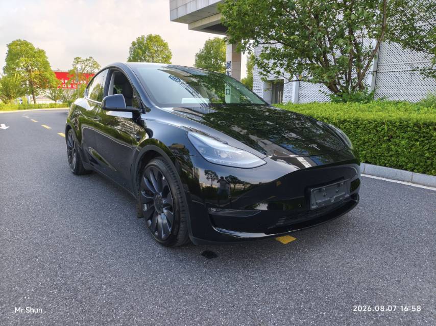 Tesla Model Y 2023 #5 Tesla Model Y 2023 immagine di auto #5