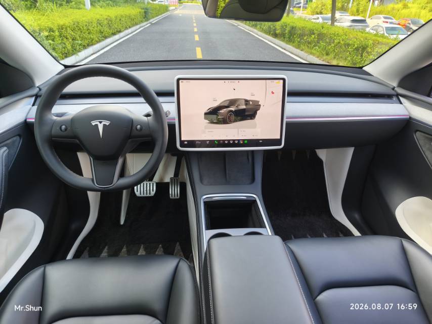 Tesla Model Y 2023 #9 Tesla Model Y 2023 immagine di auto #9