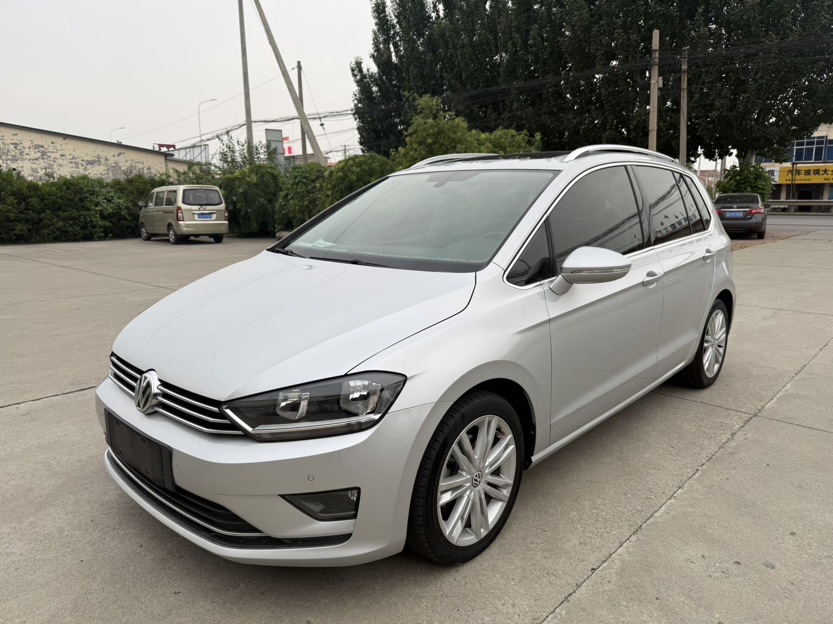 2016 car image 