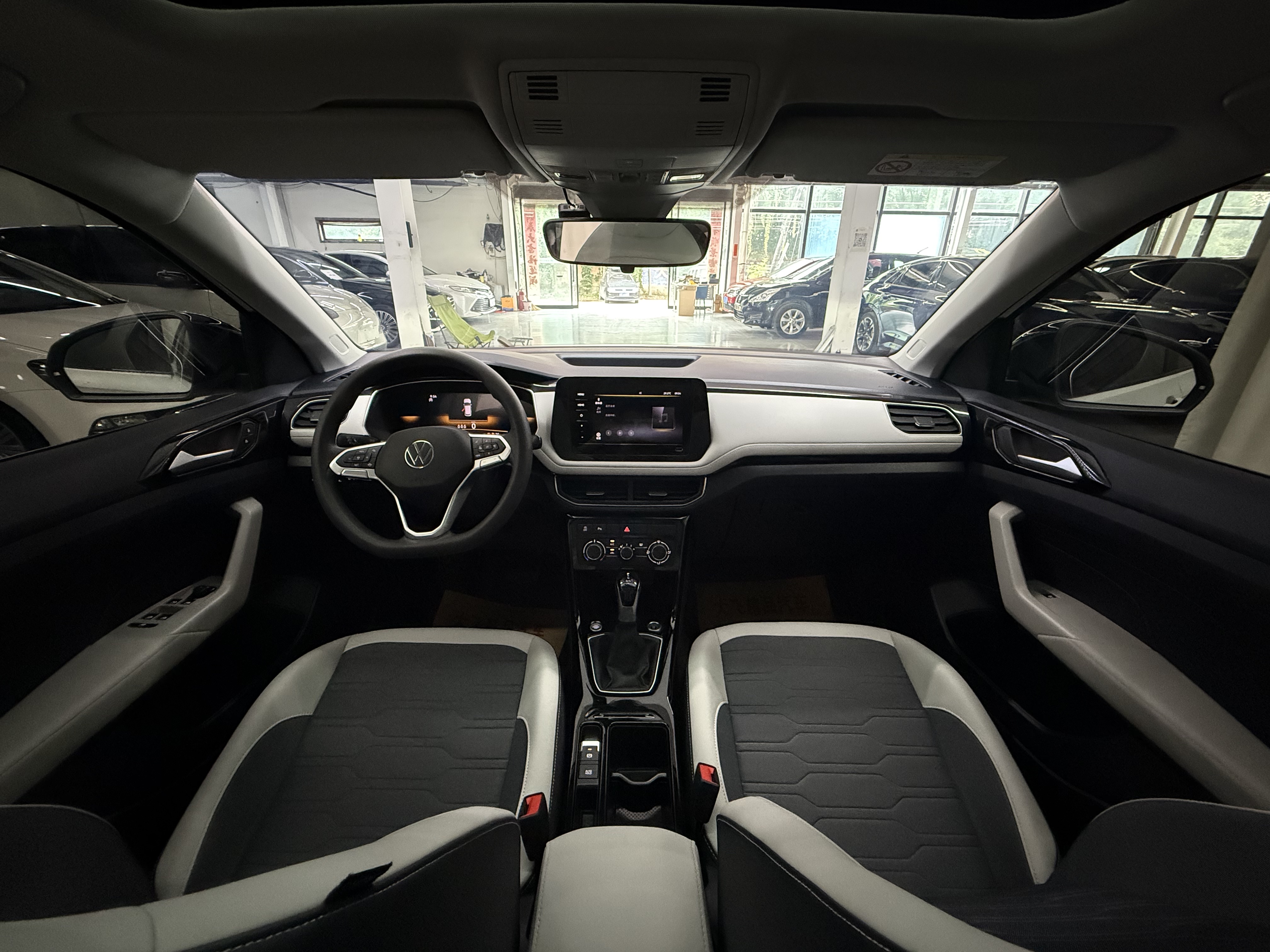 Volkswagen Tharu 2025 #8 Volkswagen Tharu 2025 immagine di auto #8
