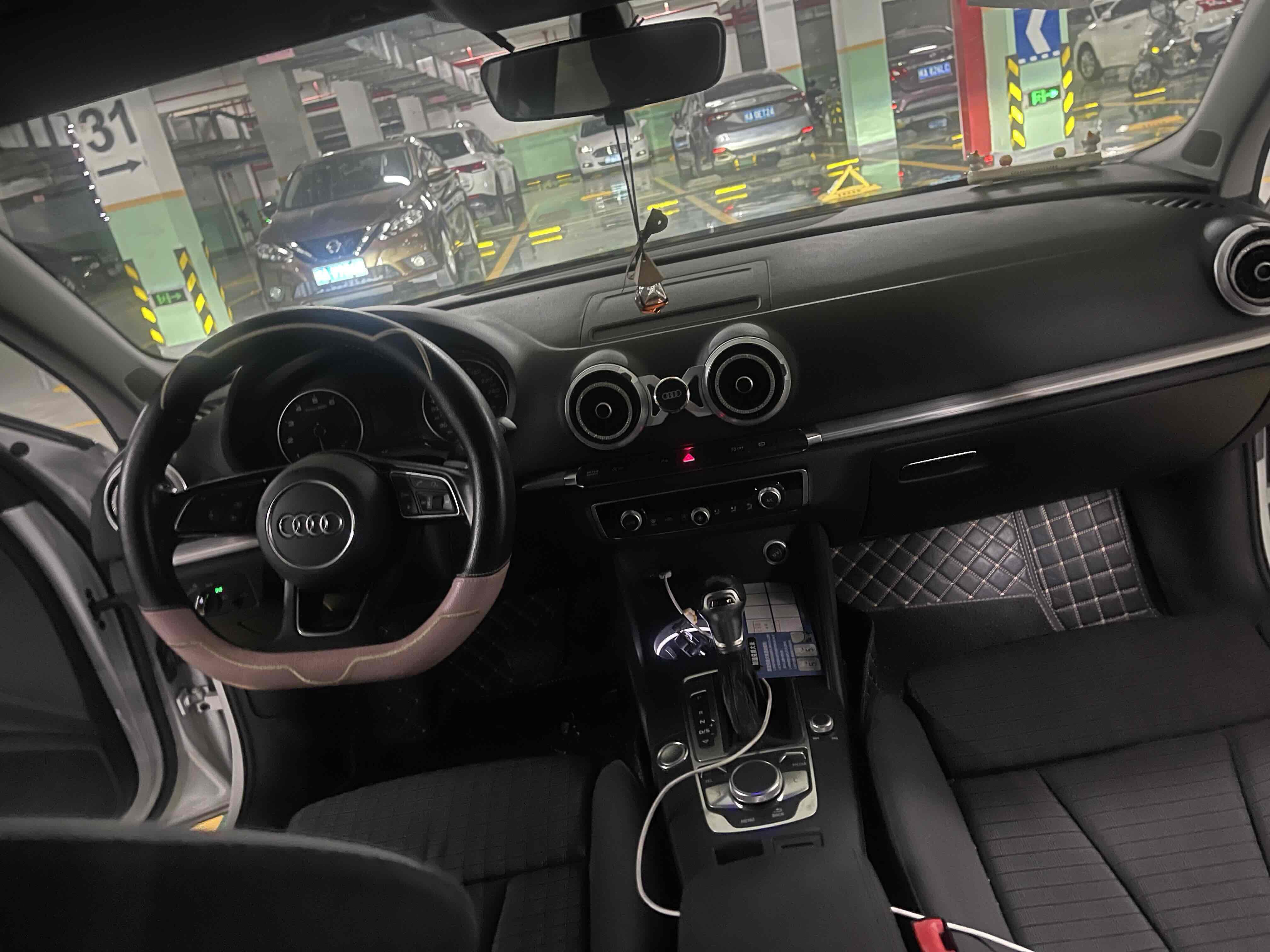 Audi A3 2017 car image #4
