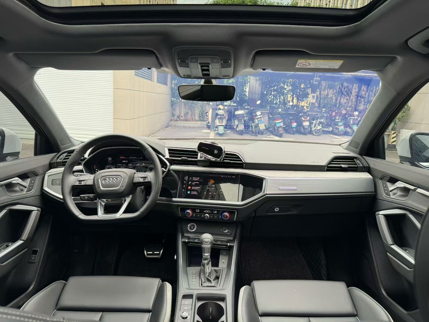 Audi Q3 2024 #10 Audi Q3 2024 car image #10