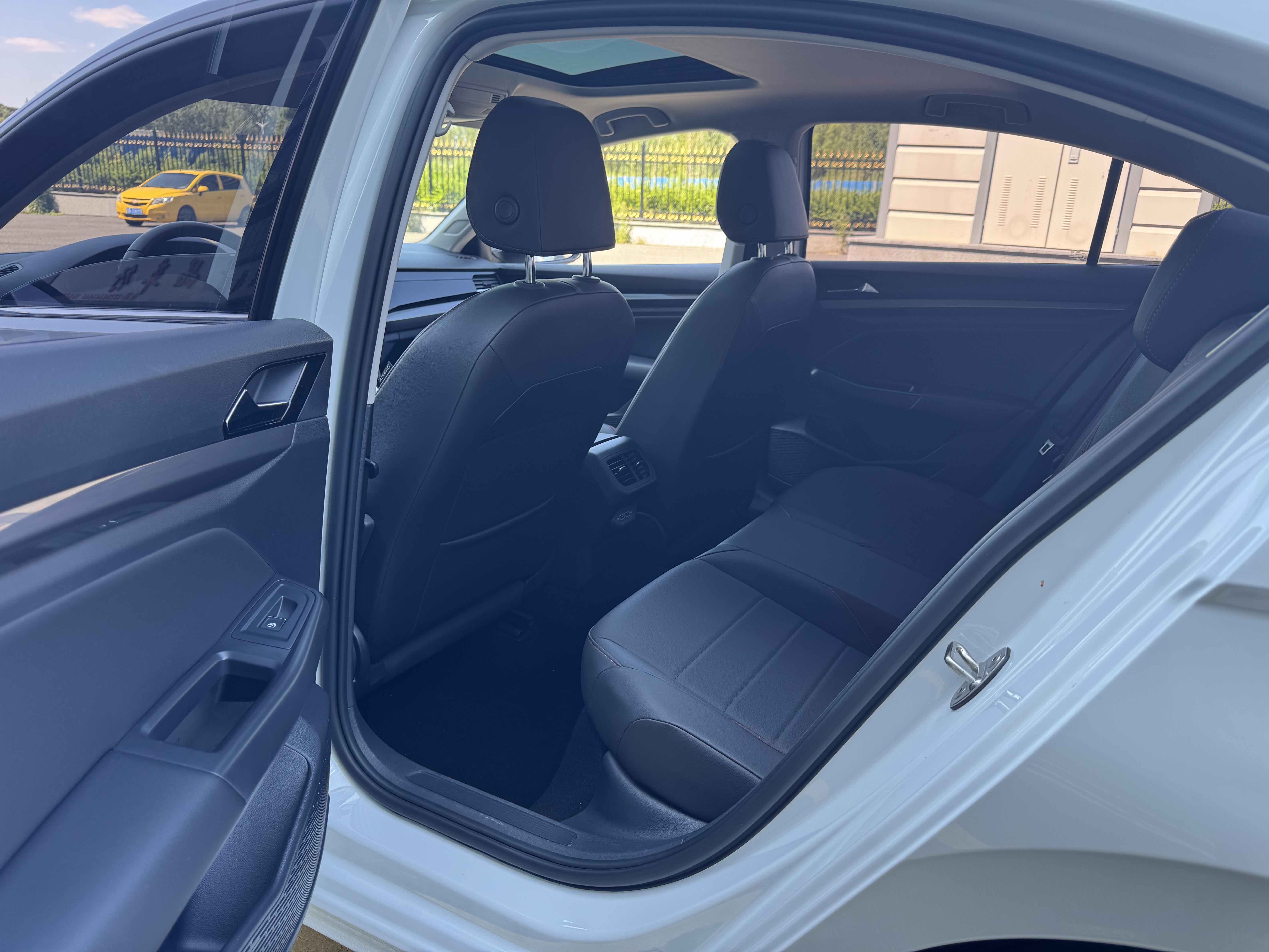 Volkswagen Bora 2020 car image #11