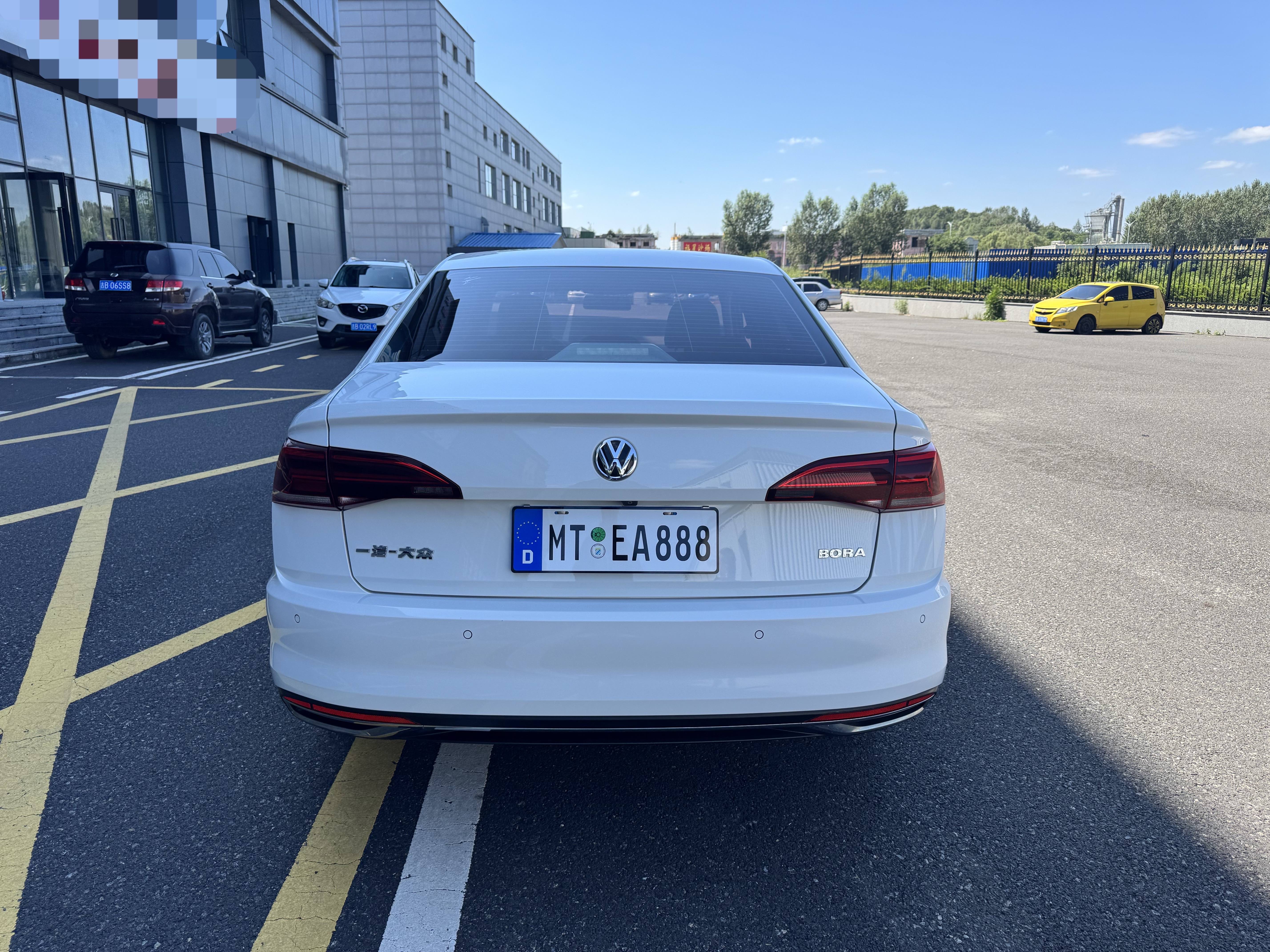 Volkswagen Bora 2020 car image #7
