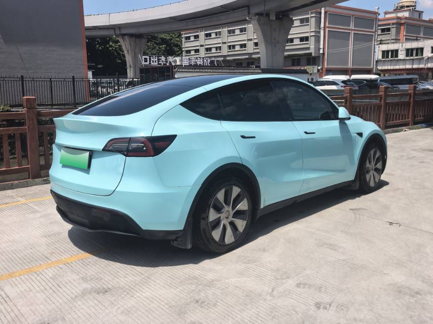 Tesla Model Y 2022 car image #7