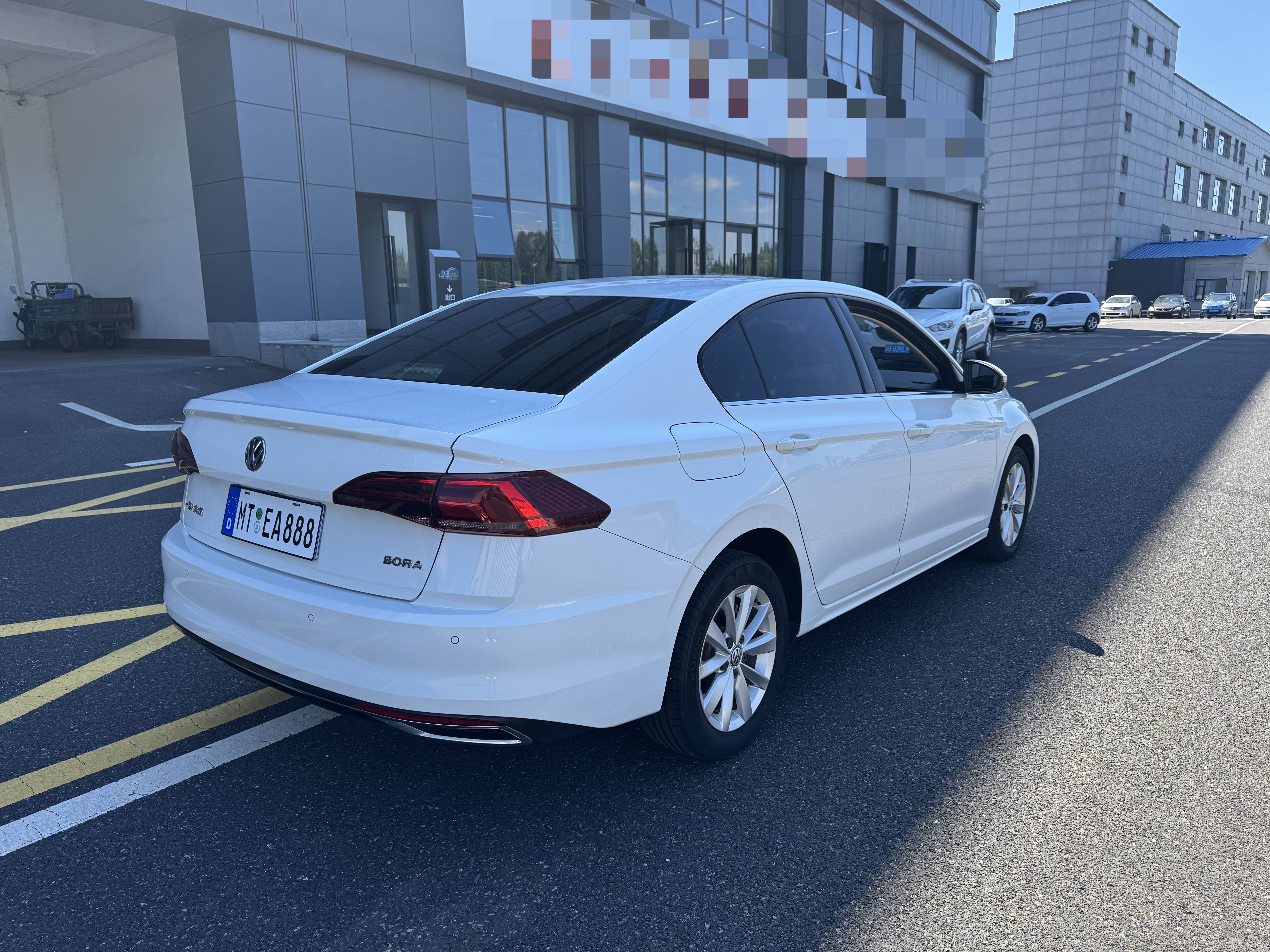 Volkswagen Bora 2020 car image #6