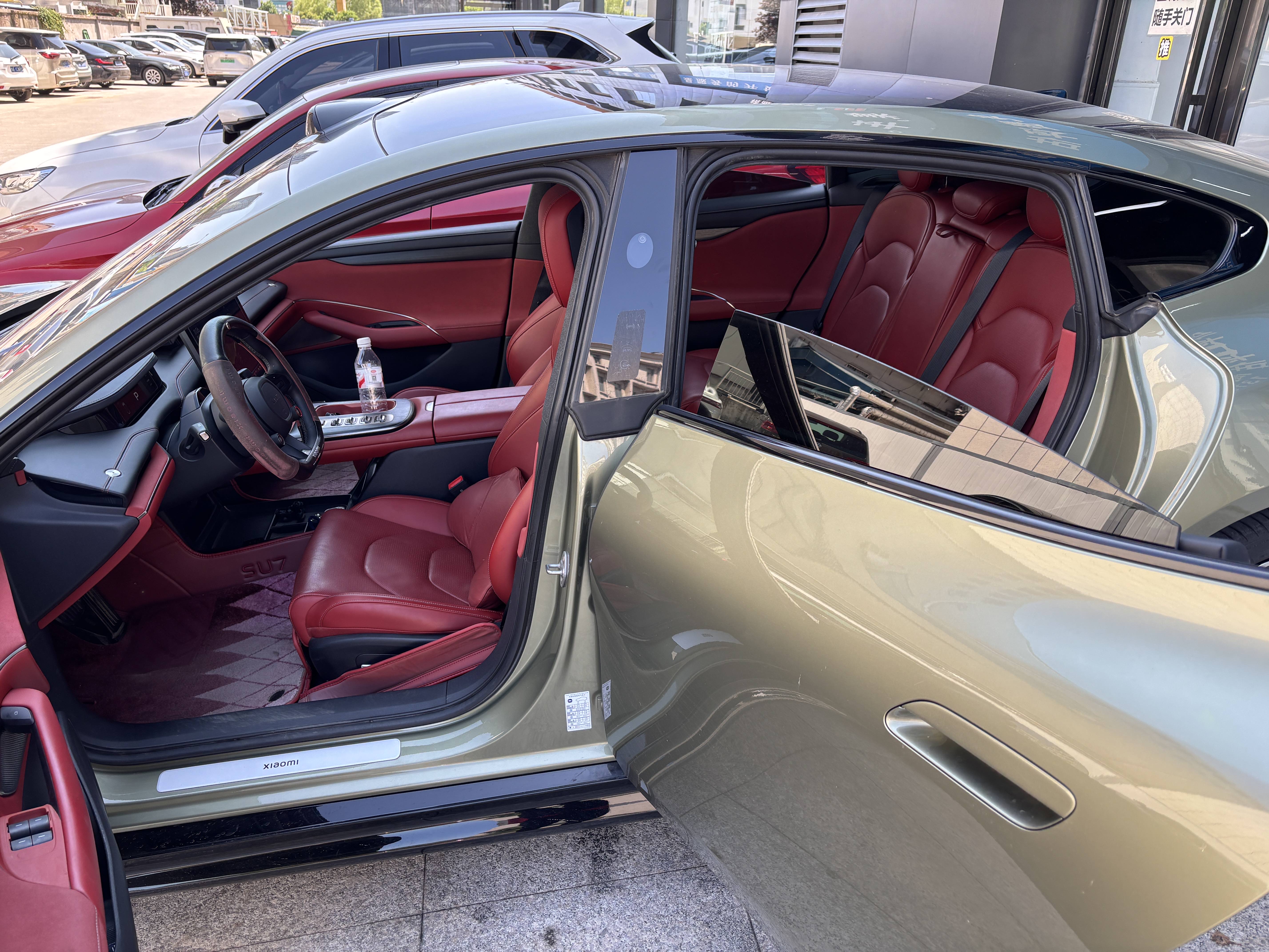 MI SU7 2024 car image #4