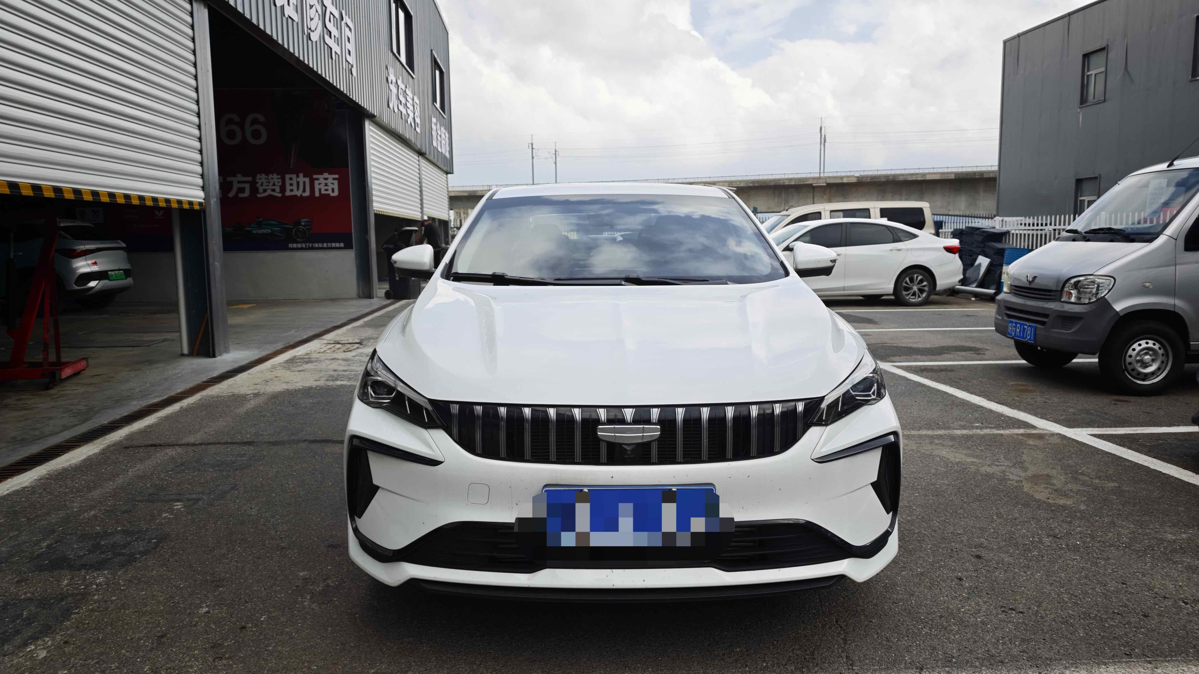 GEELY Binray 2025 #4 GEELY Binray 2025 car image #4