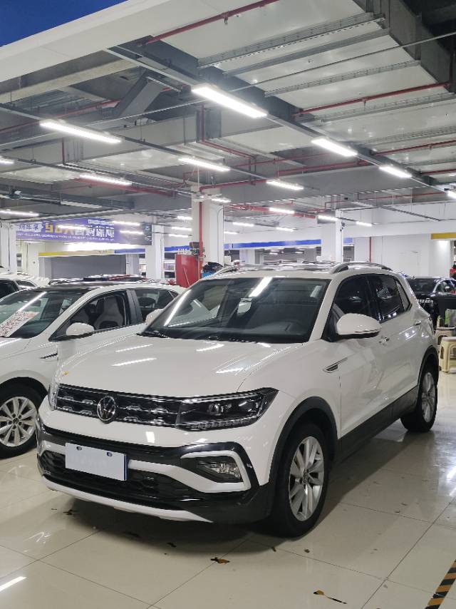 Volkswagen T-Cross 2021 car image 
