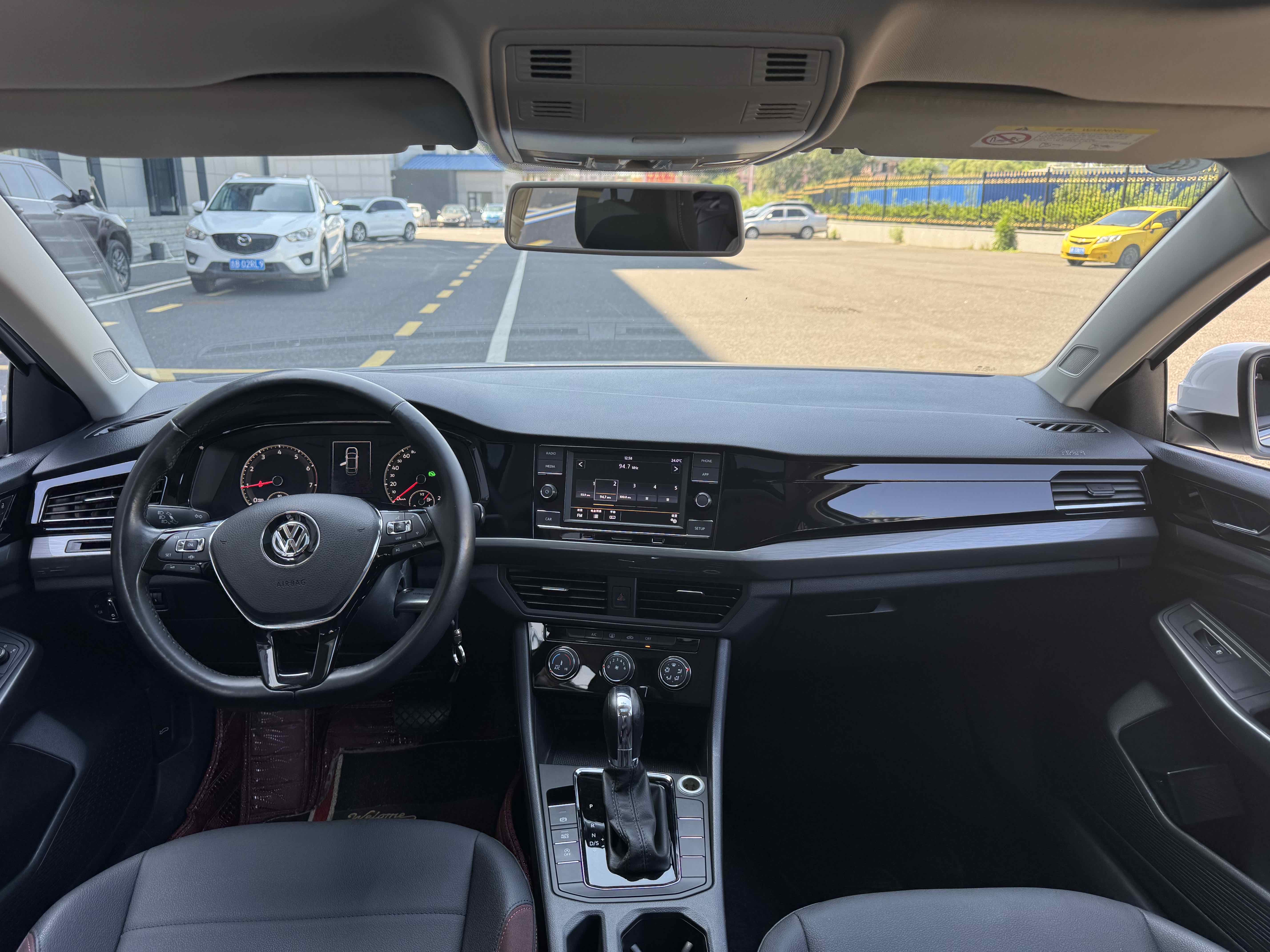 Volkswagen Bora 2020 car image #9