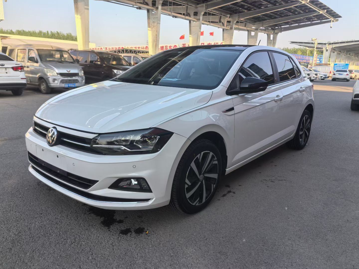 Volkswagen Polo 2020 car image 