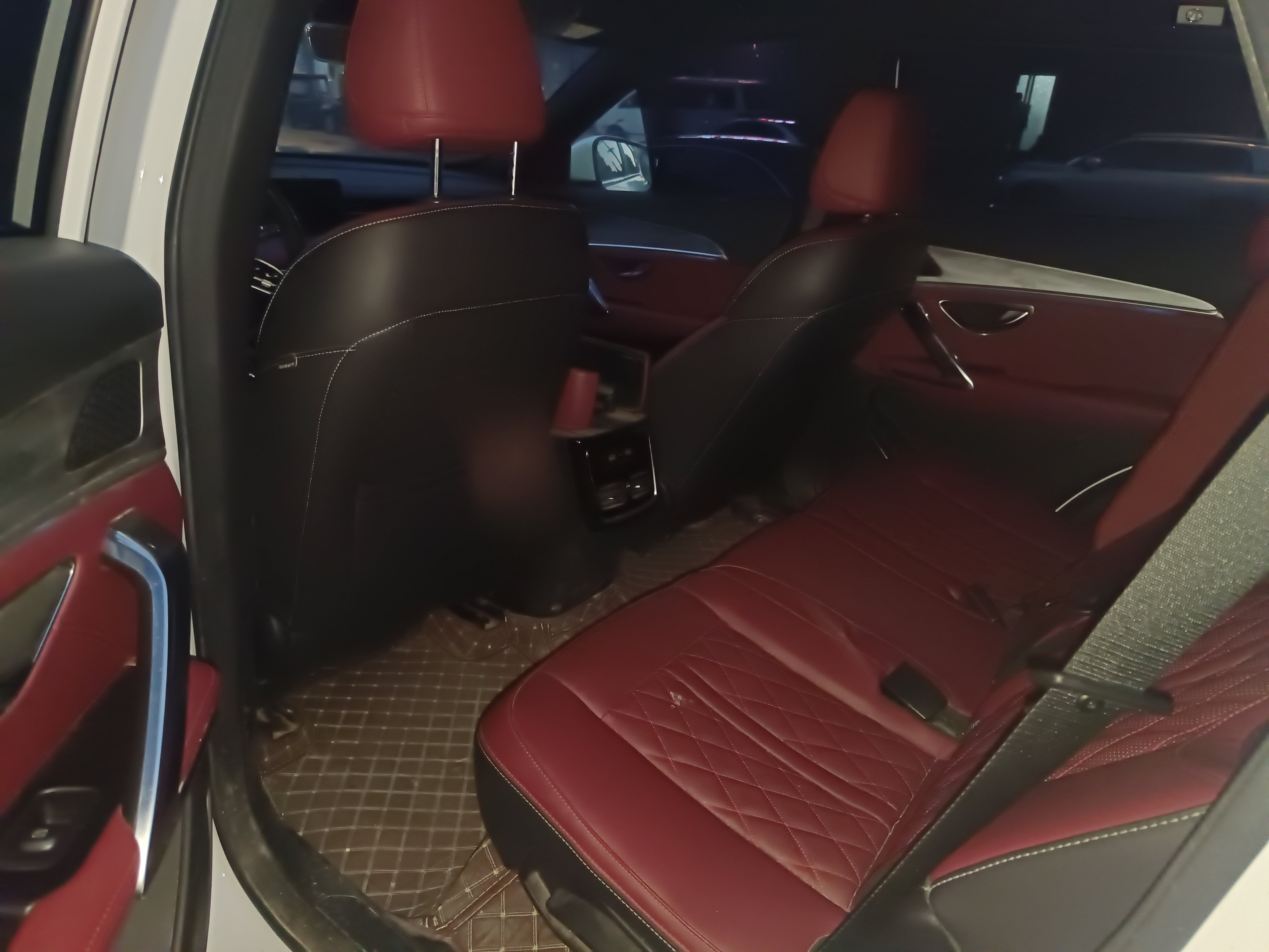 Jetour X70 PLUS 2022 car image #8