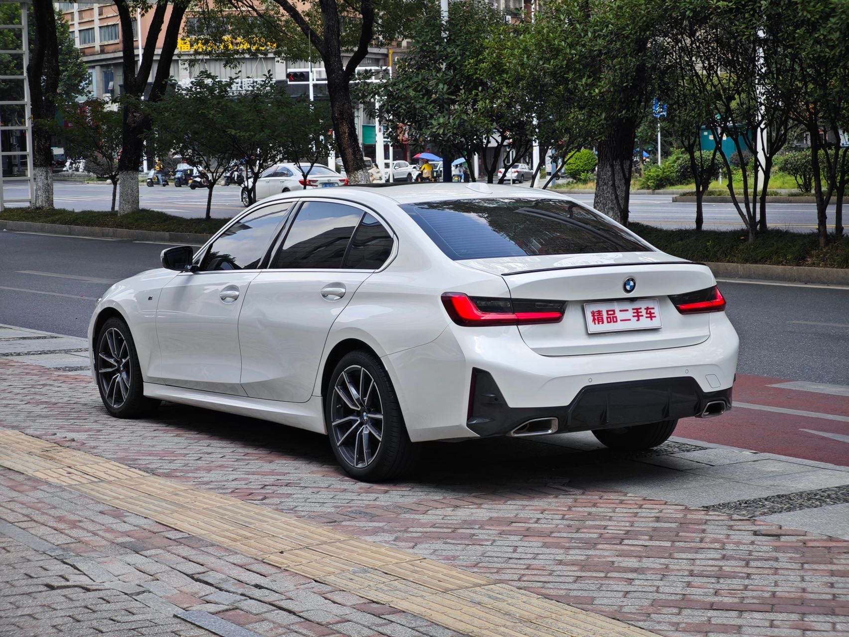 BMW 3 Series 2024 car image #5