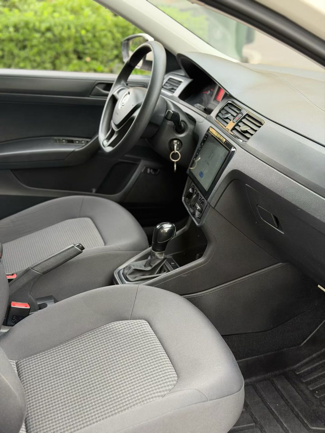 Volkswagen Santana 2019 car image #9