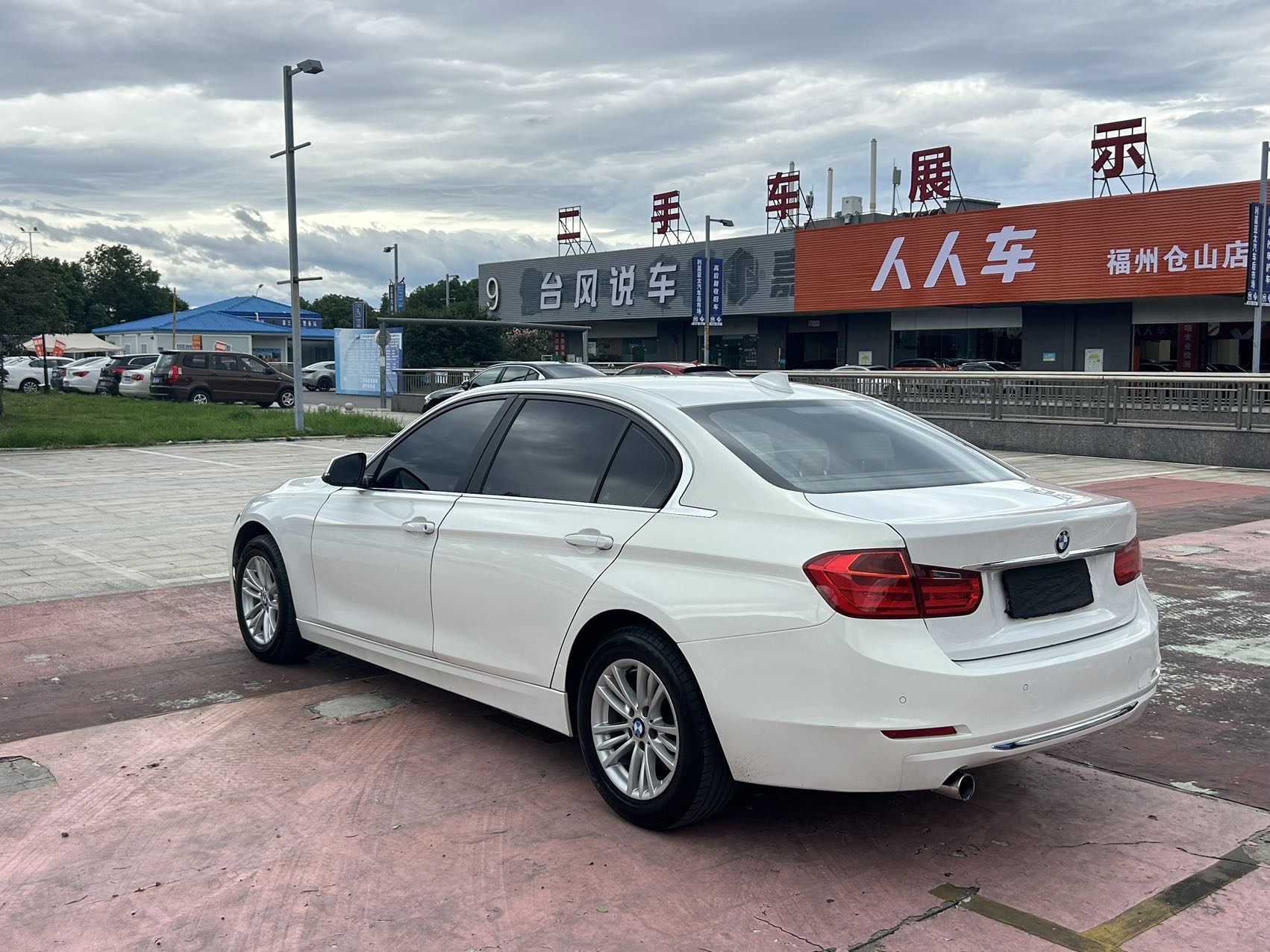 BMW 3 Series 2012 #10 BMW 3 Series 2012 car image #10