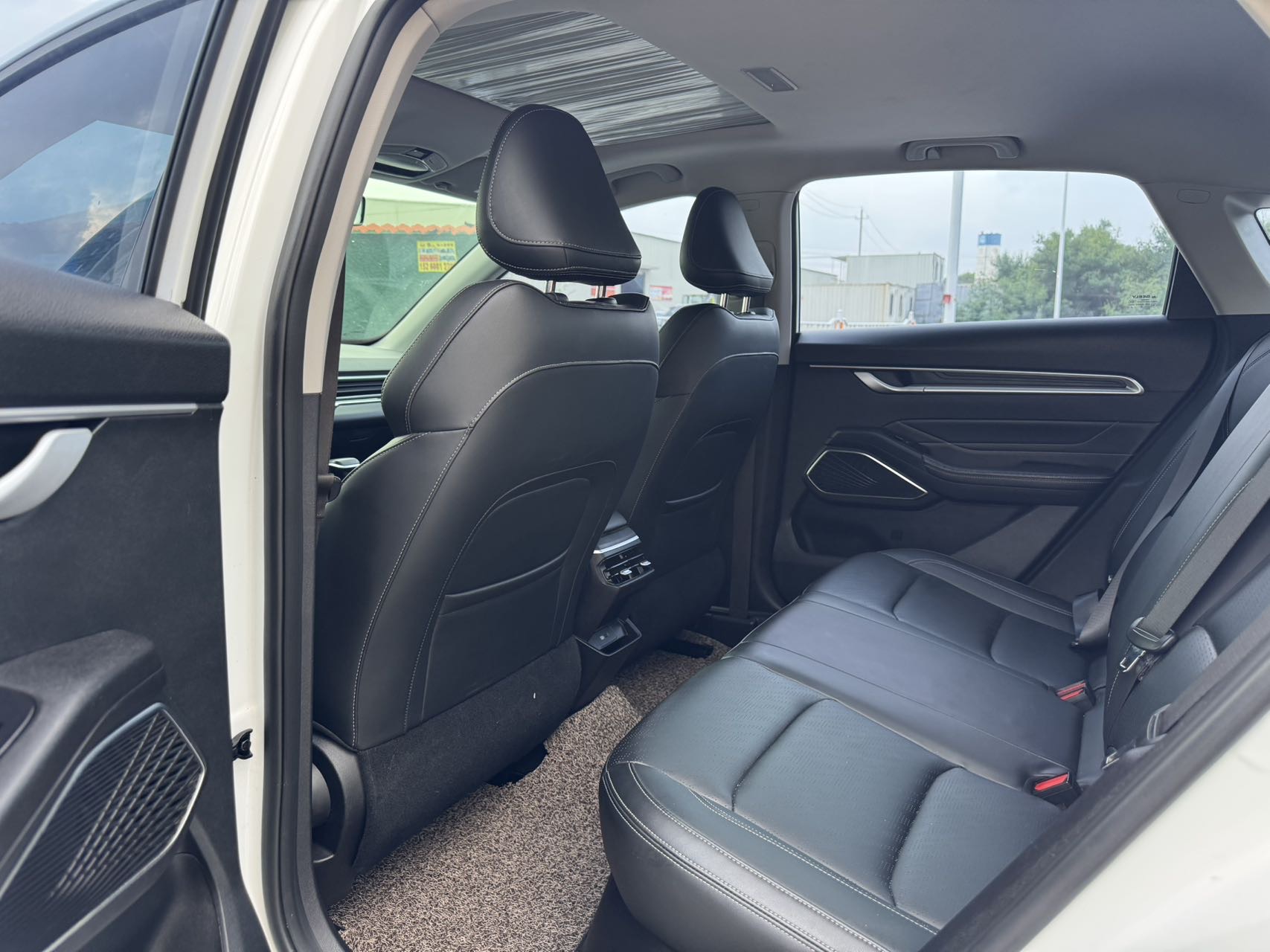 GEELY Emgrand 2023 #9 GEELY Emgrand 2023 car image #9